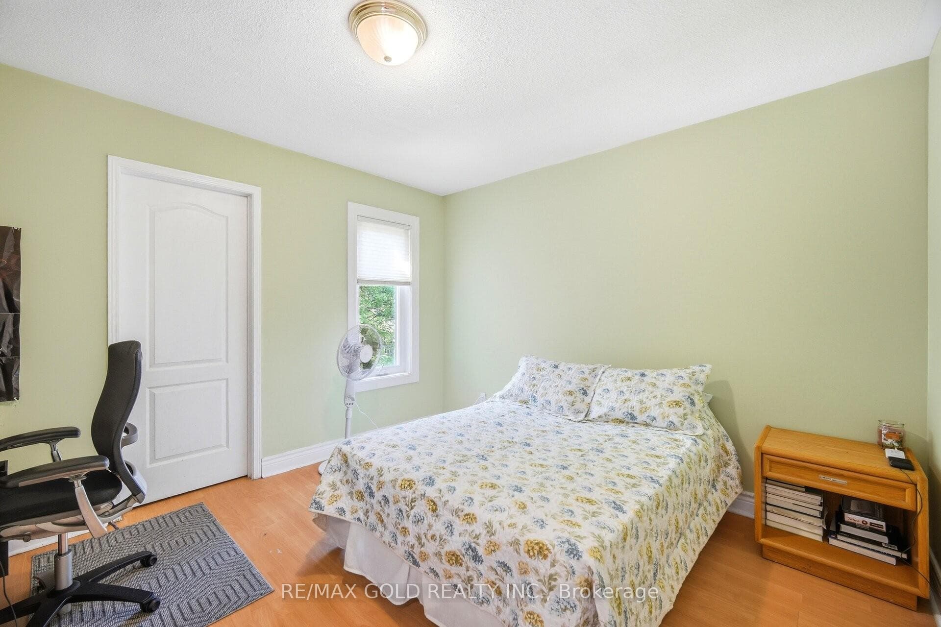 10 Inwood Place photo 18