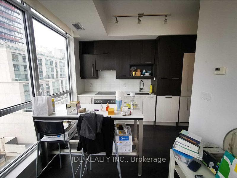 199 Richmond Street Unit 1009 photo 14