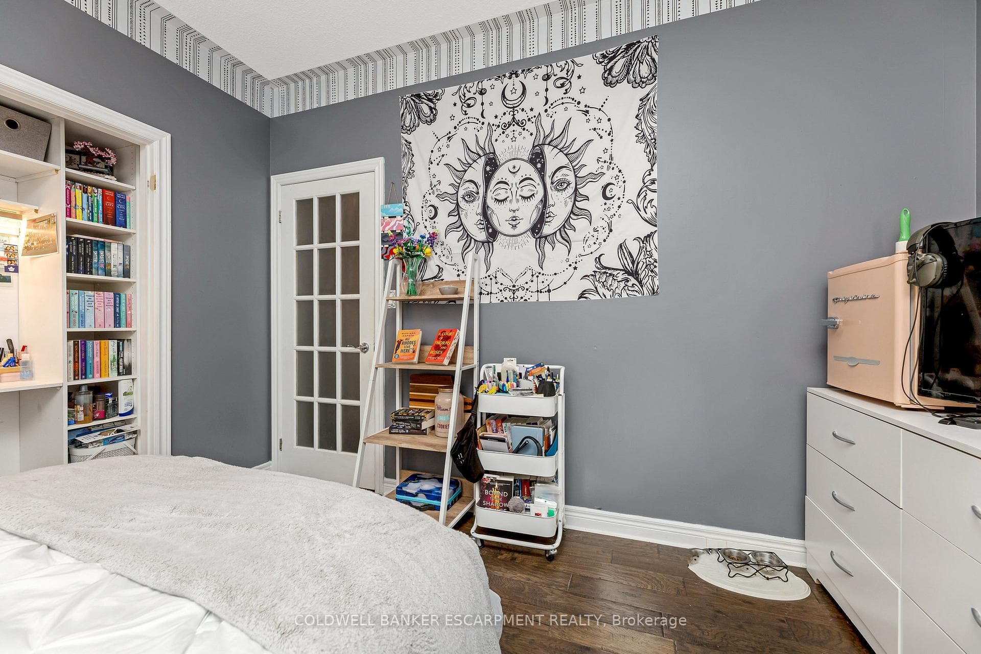 1 Nelles Street photo 22