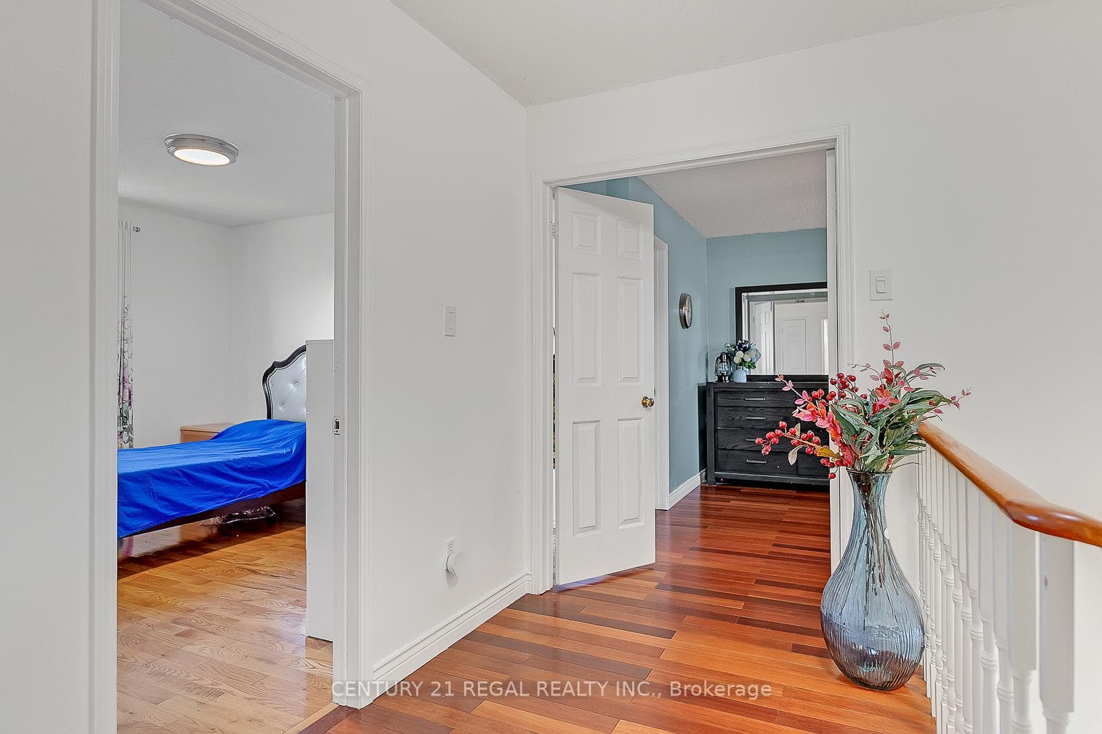 28 Upland Drive photo 23