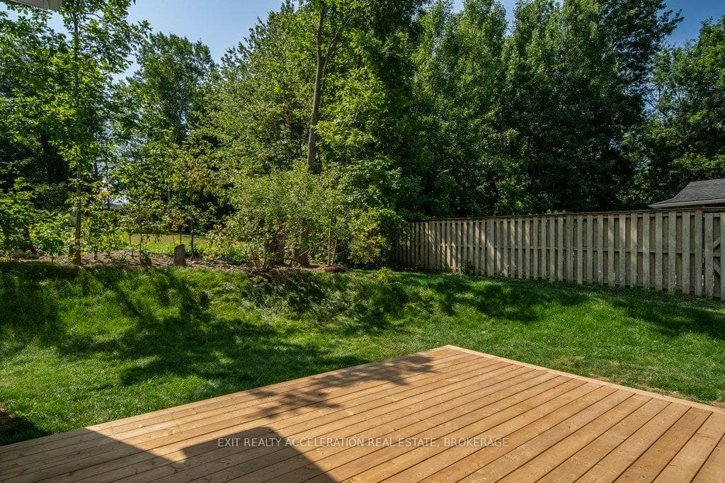 95 McCabe Street photo 39