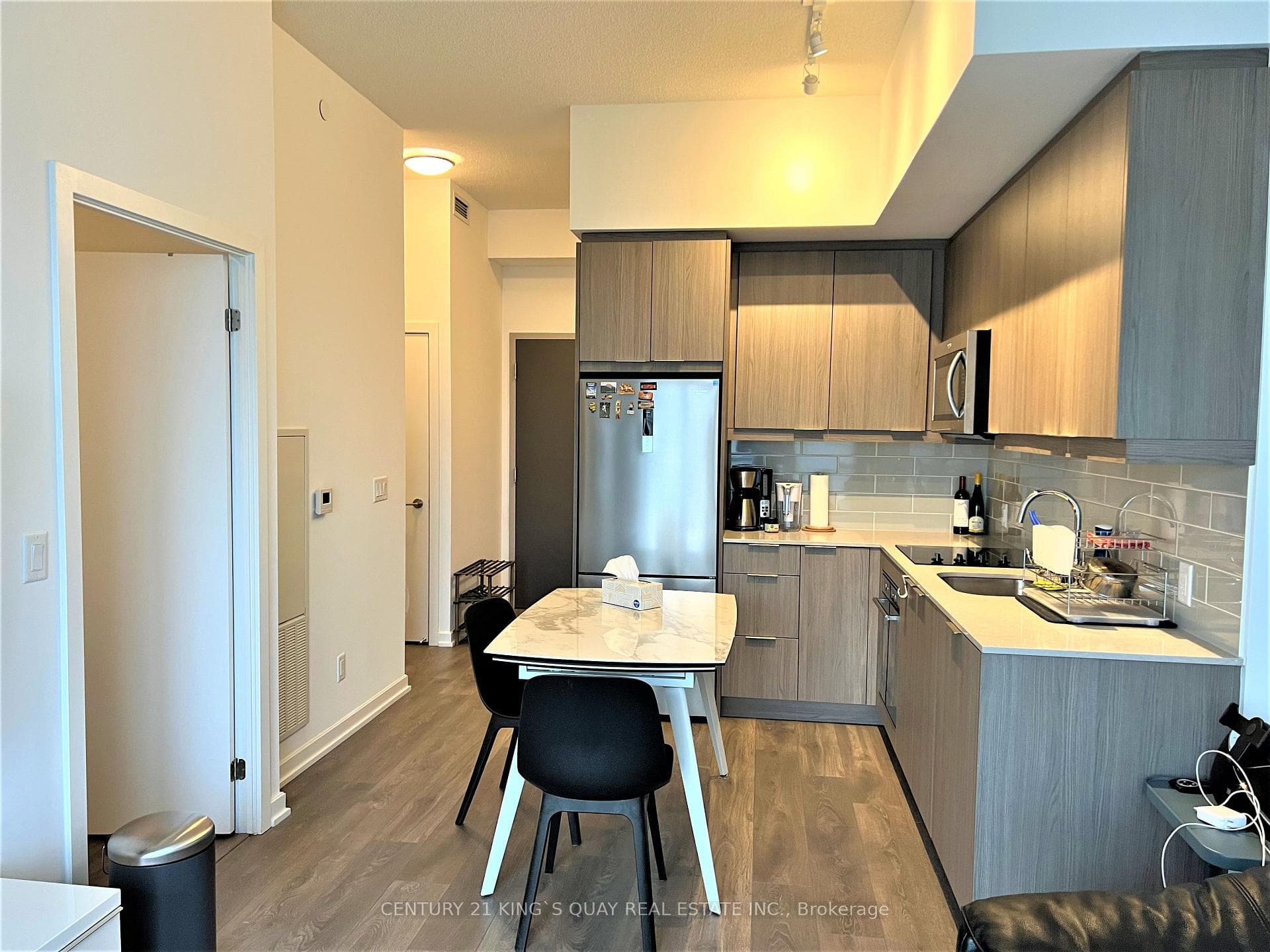 32 Forest Manor Road Unit 3004 photo 7