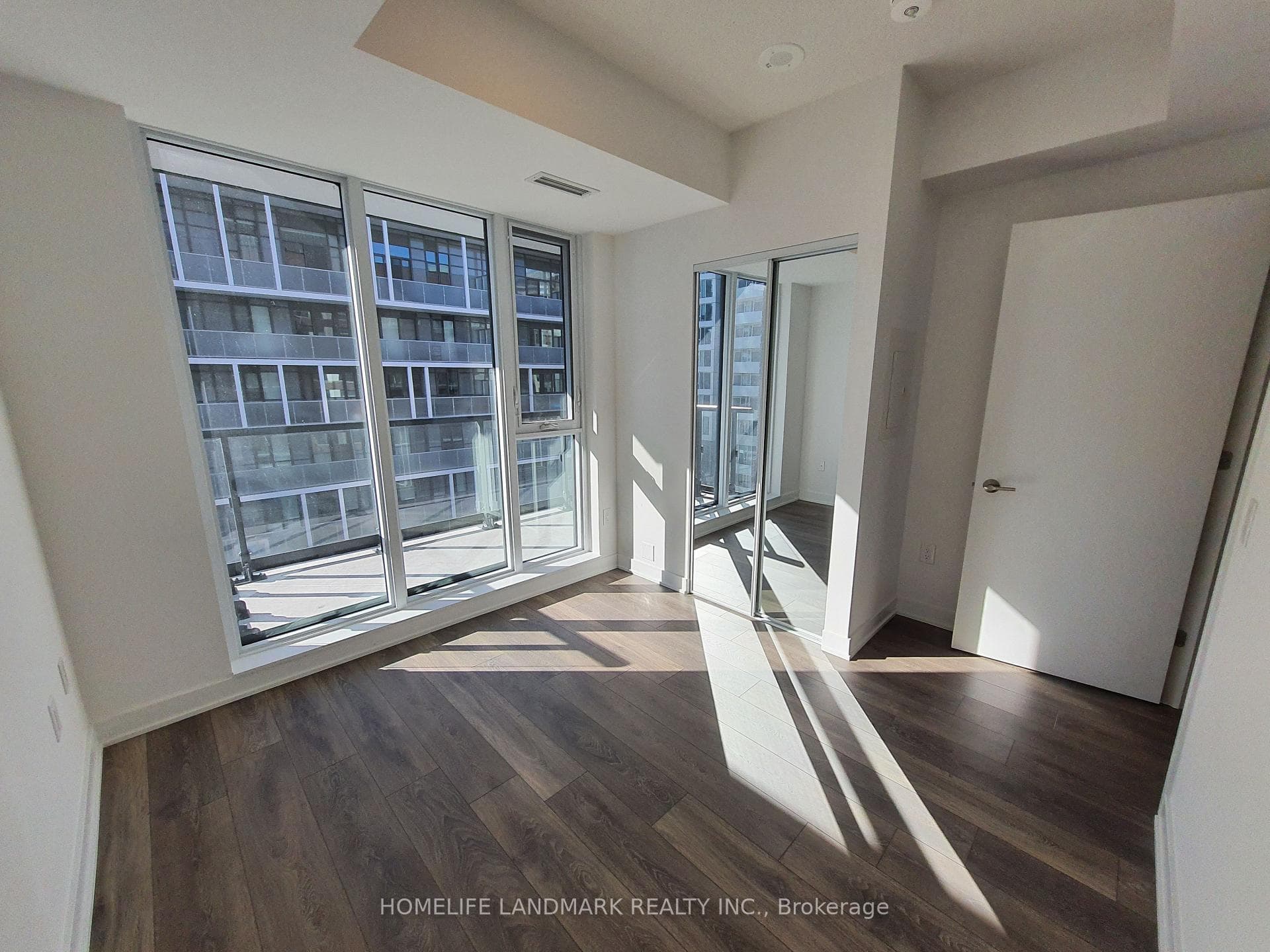 35 Tubman Avenue Unit 916 photo 18
