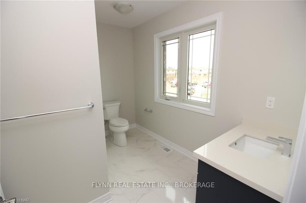 20 SPRING CREST Way photo 27