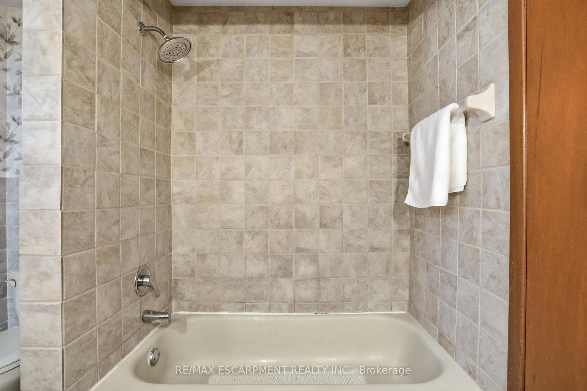 5155 Idlewood Crescent photo 20
