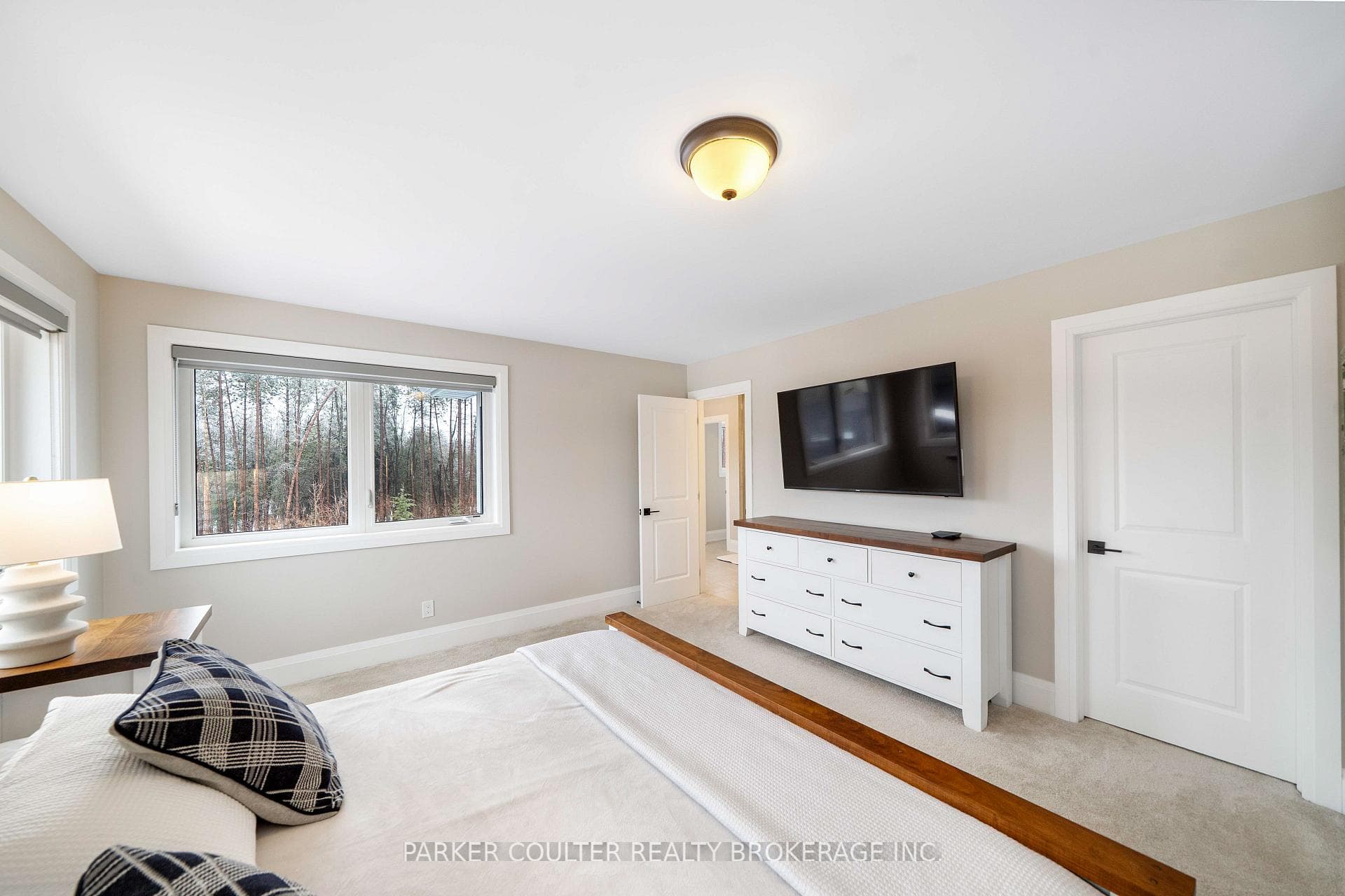 70 Georgian Grande Drive photo 25