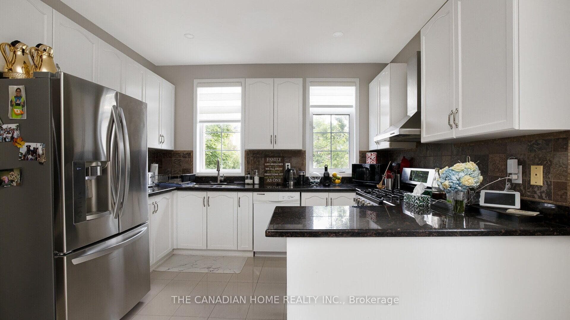 3849 Talias Crescent photo 12