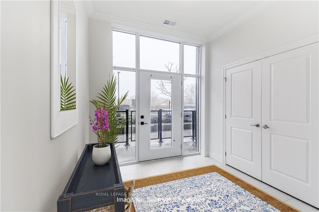 2nd Private entry to condo from outside