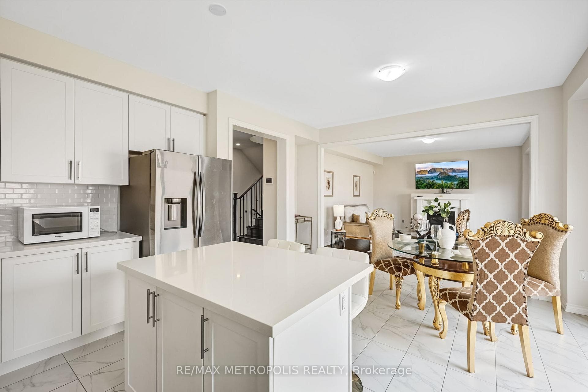 15 Douglas Kemp Crescent photo 13