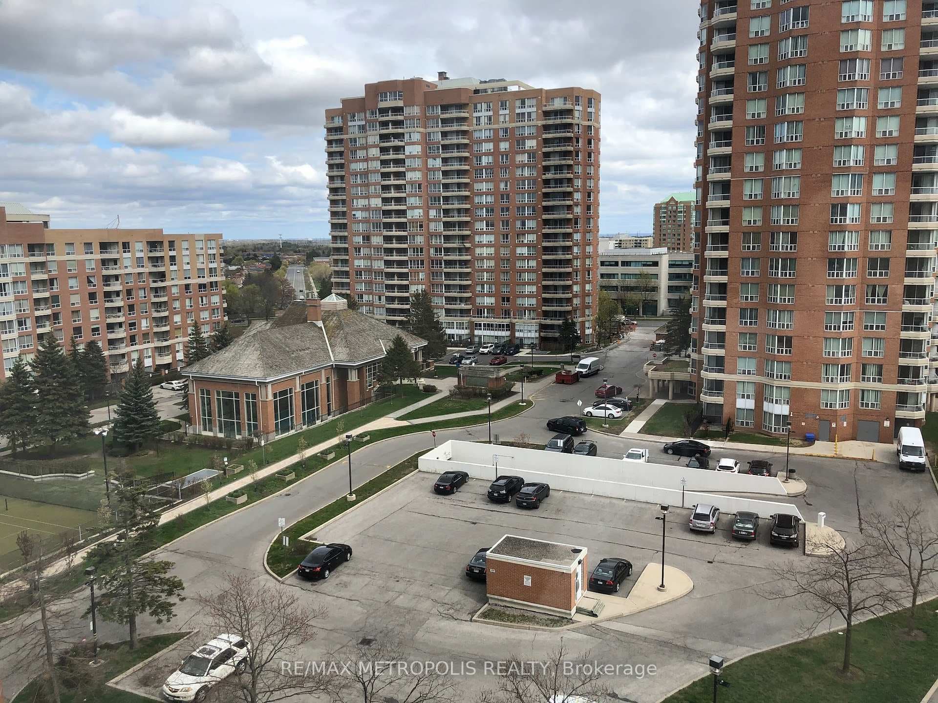 430 Mclevin Avenue Unit 911 photo 5