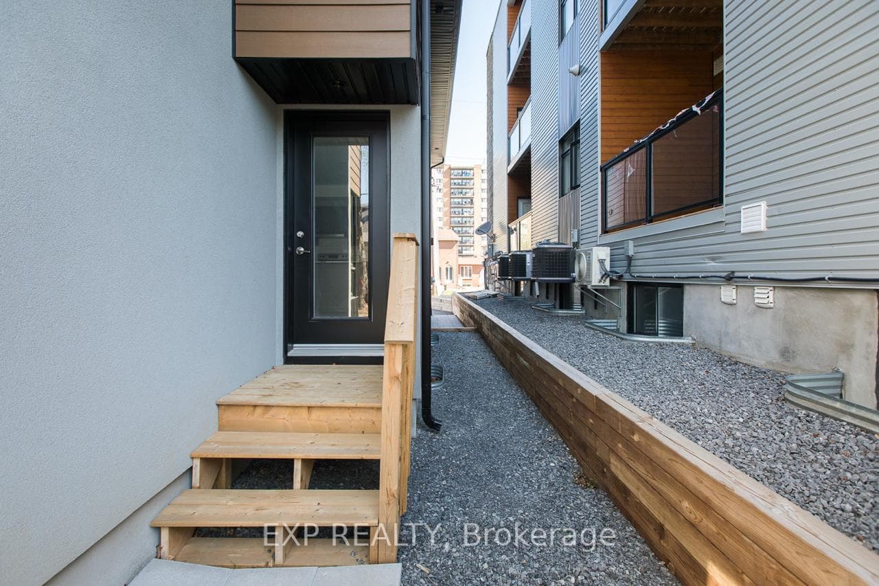 548 Guy Street photo 19
