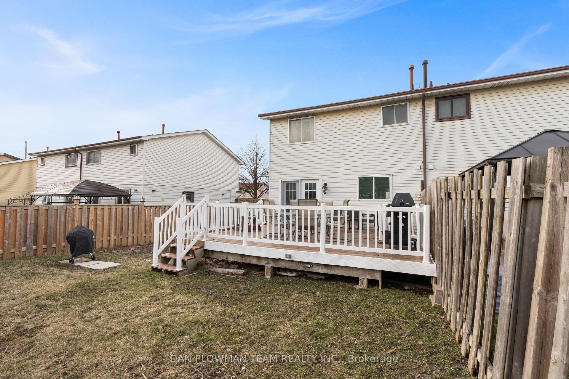 1262 Fenelon Crescent photo 26
