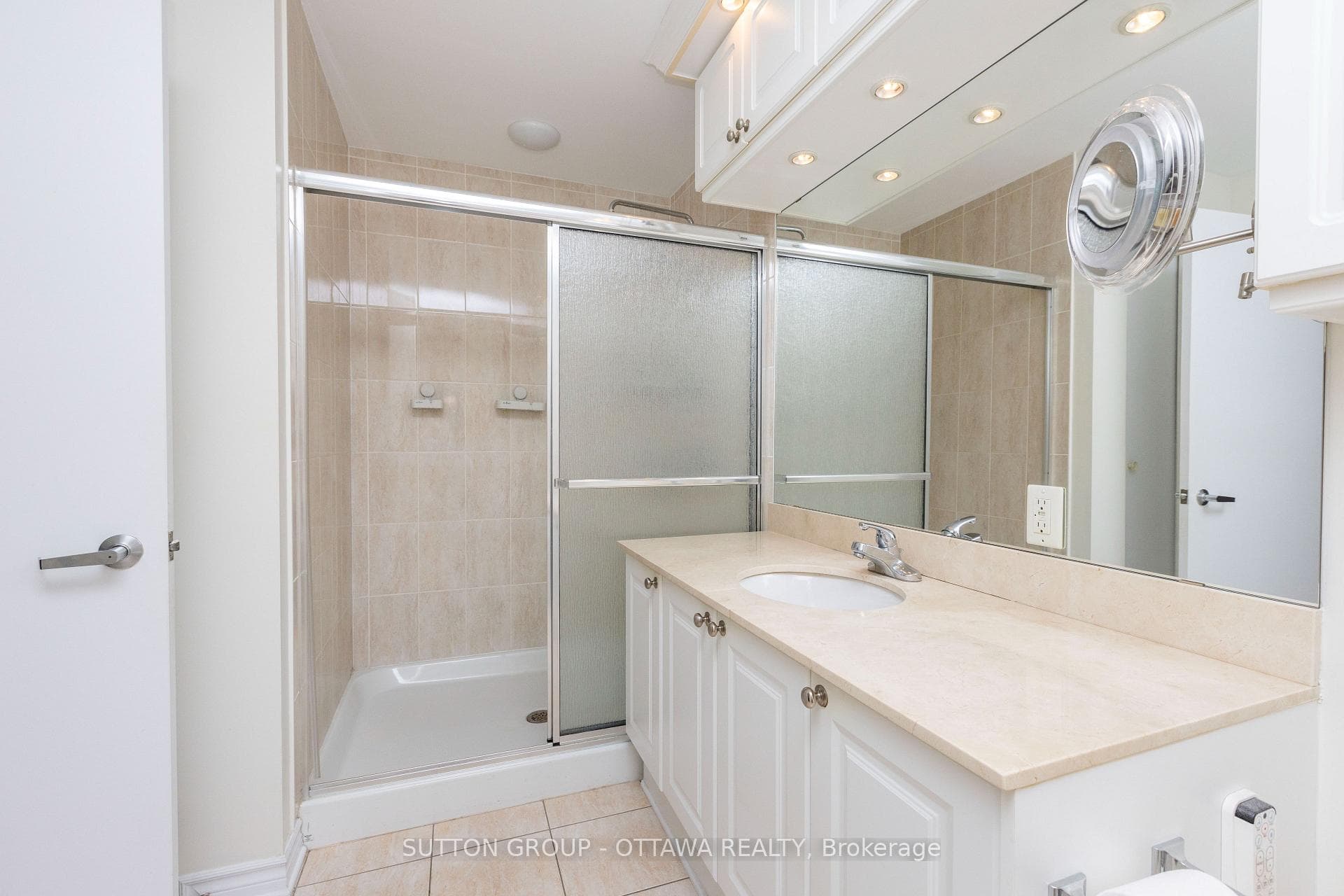 200 Rideau Street Unit 2007 photo 20