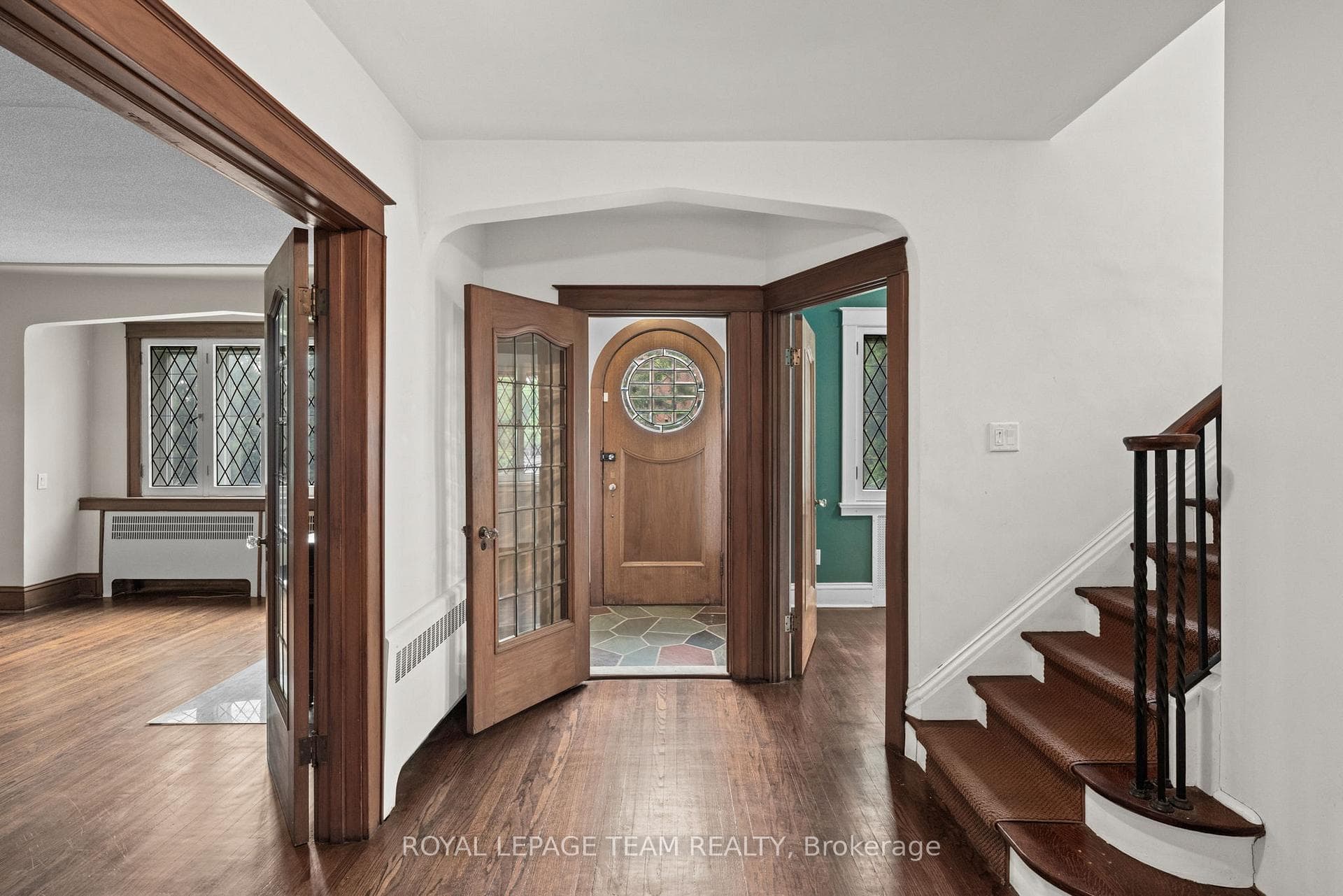 217 Melrose Avenue photo 3