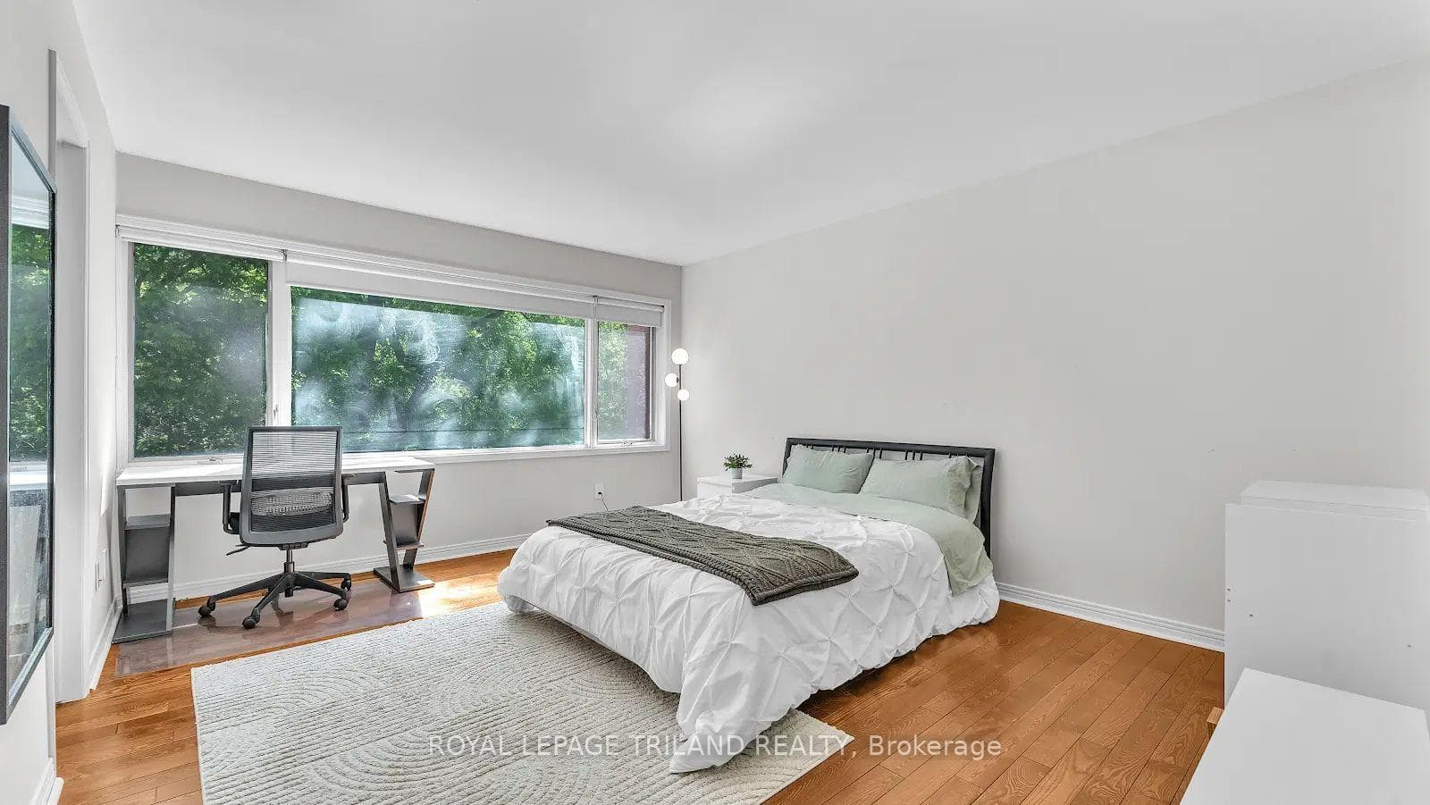 703 Windermere Road Unit 9 photo 14