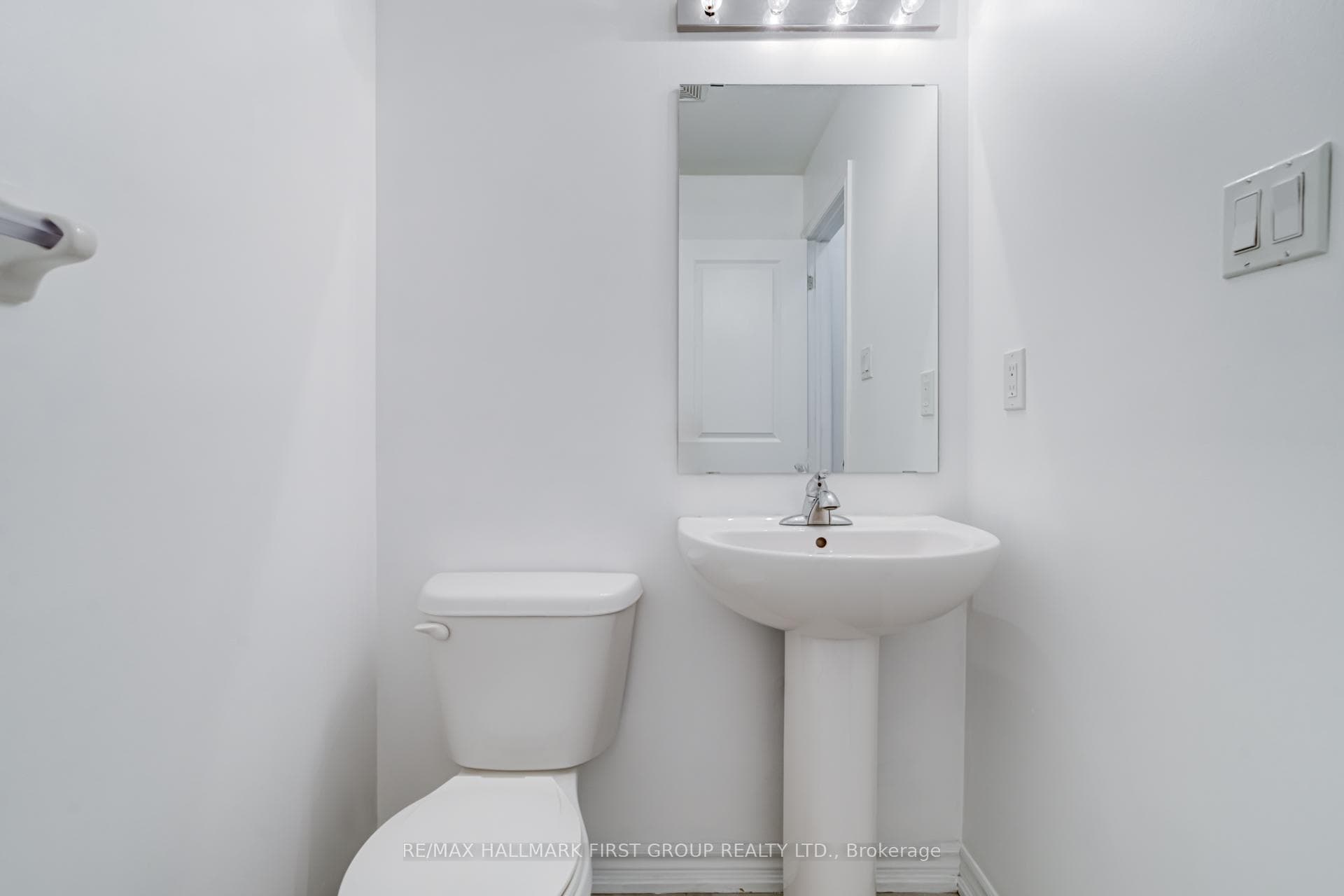 2428 Nantucket Chase Unit 111 photo 9