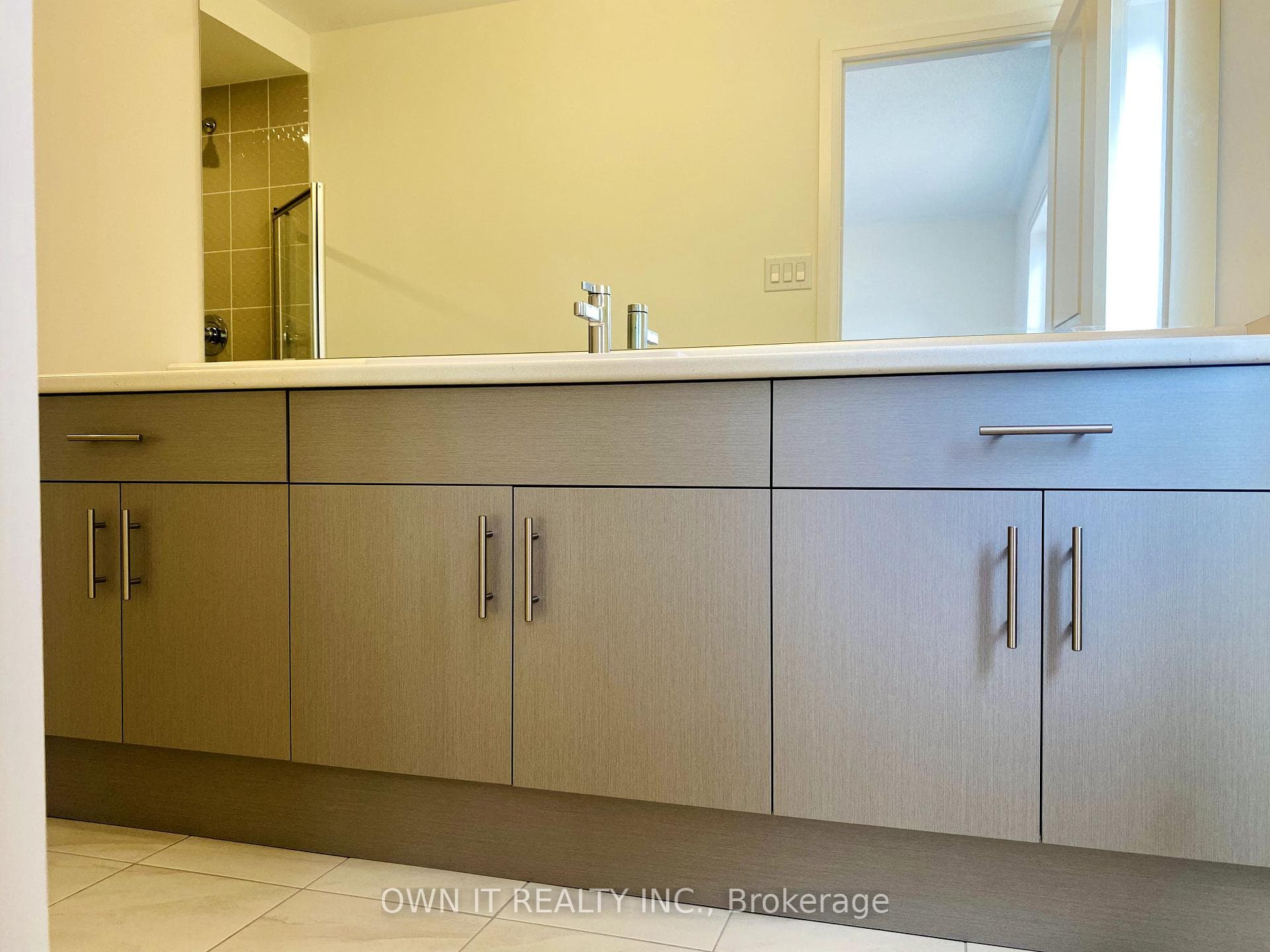 Master Washroom