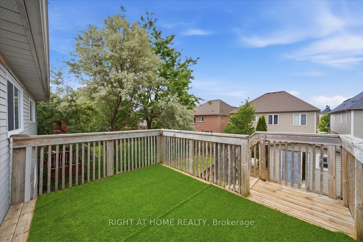 554 Halberstadt Circle photo 33