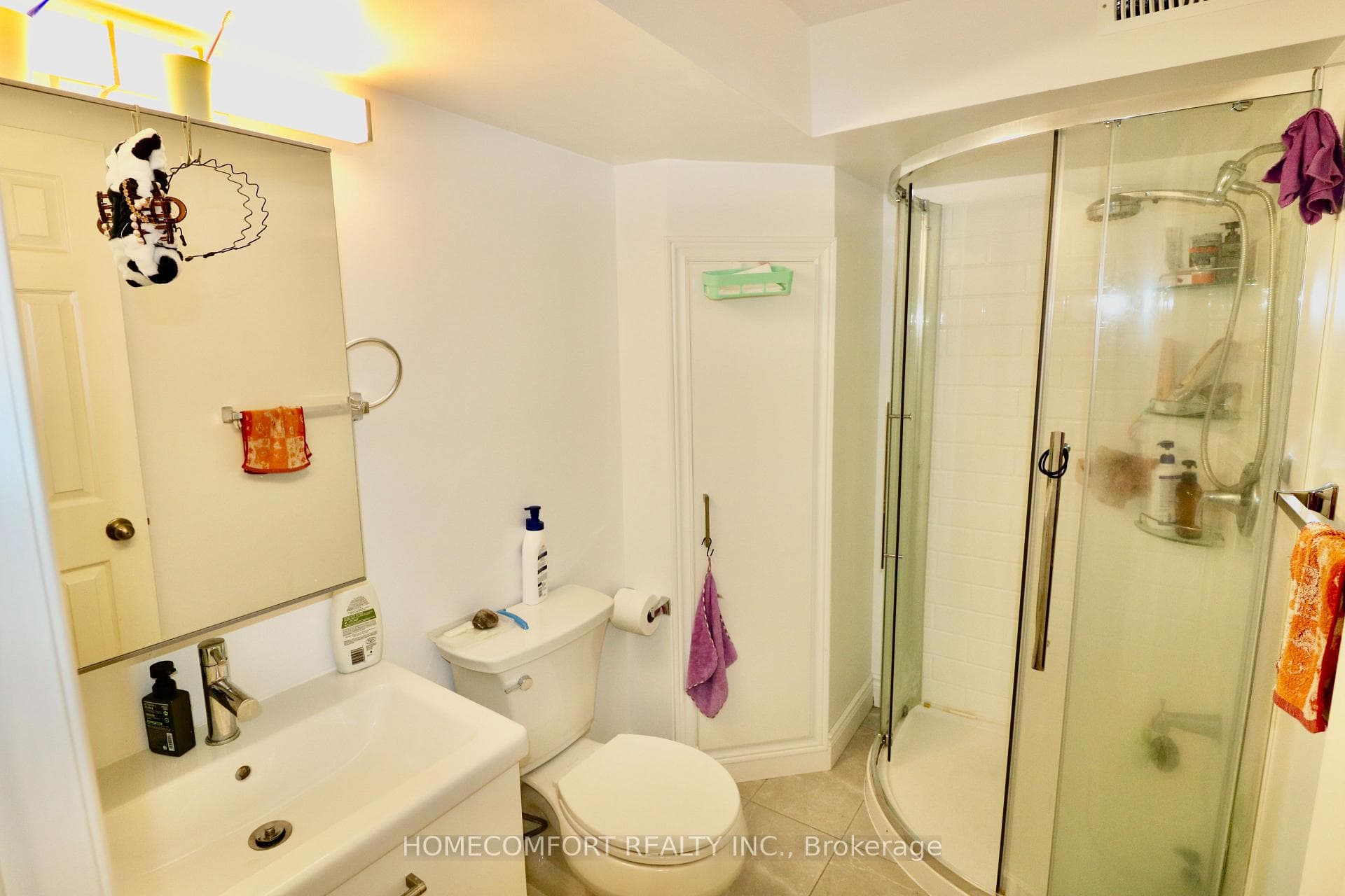 12 Banbury Court photo 36
