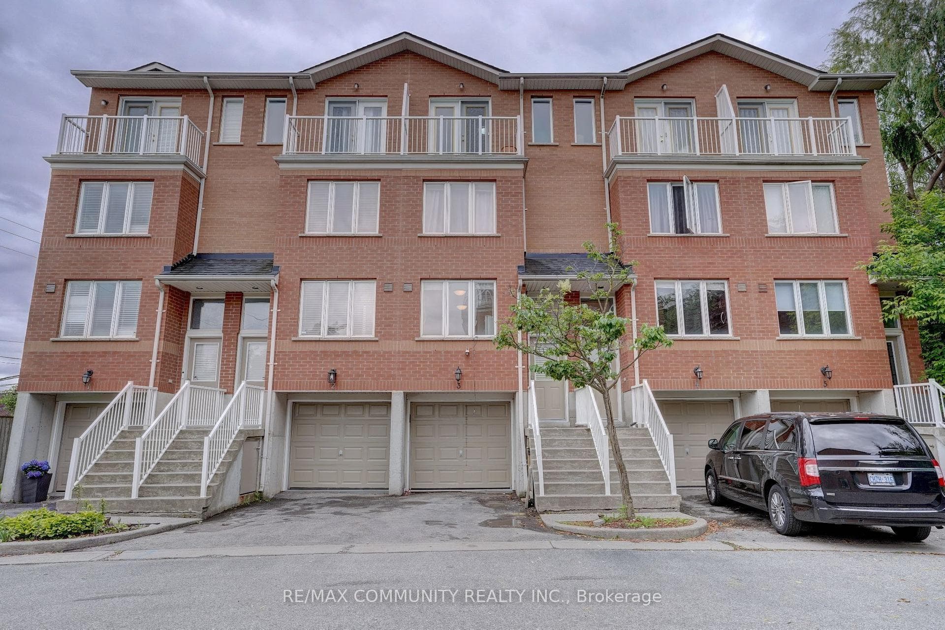 21 Elgin Mills Road Unit 3 photo 1