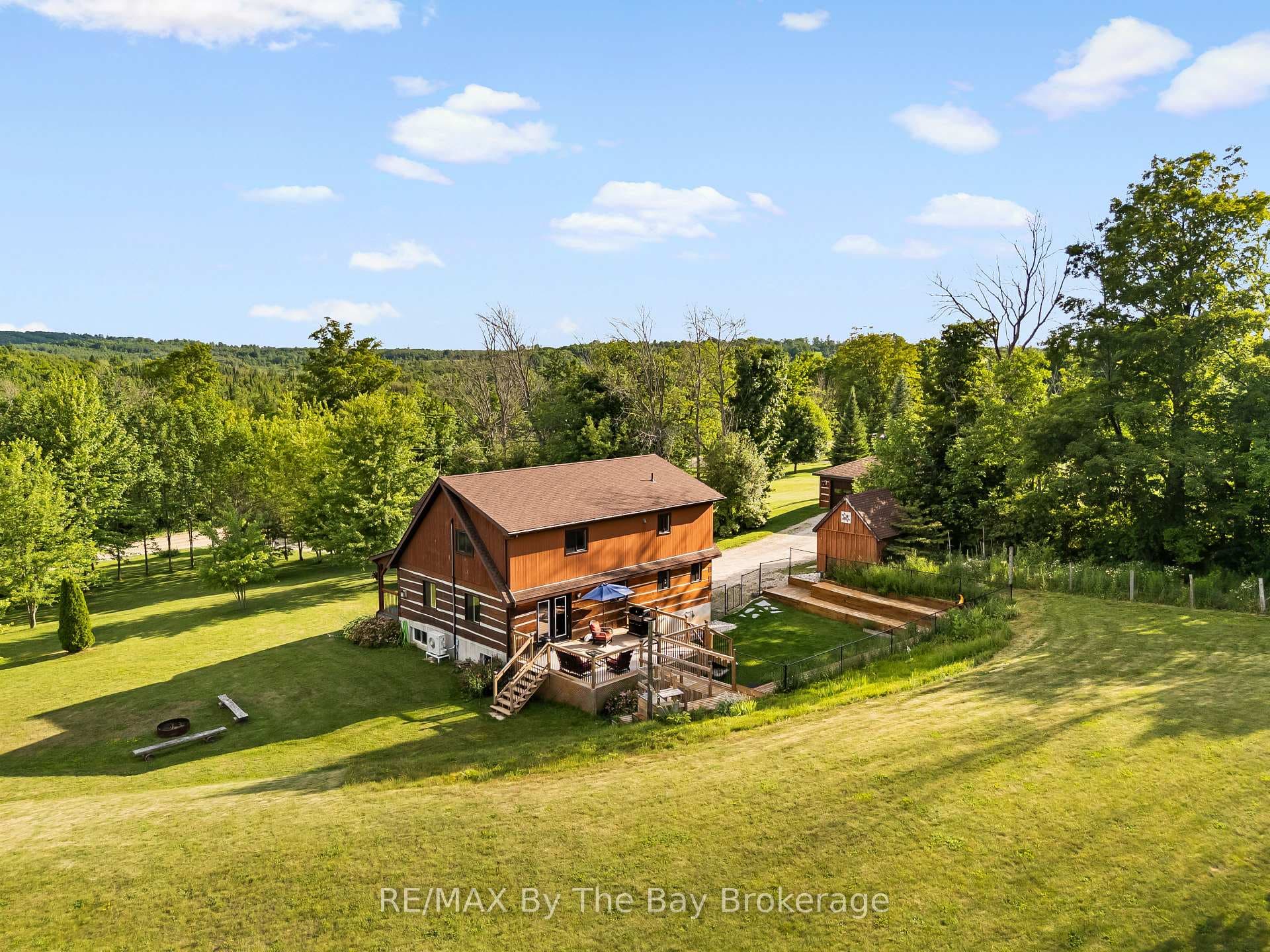 23467 Holland Sydenham Townline photo 47