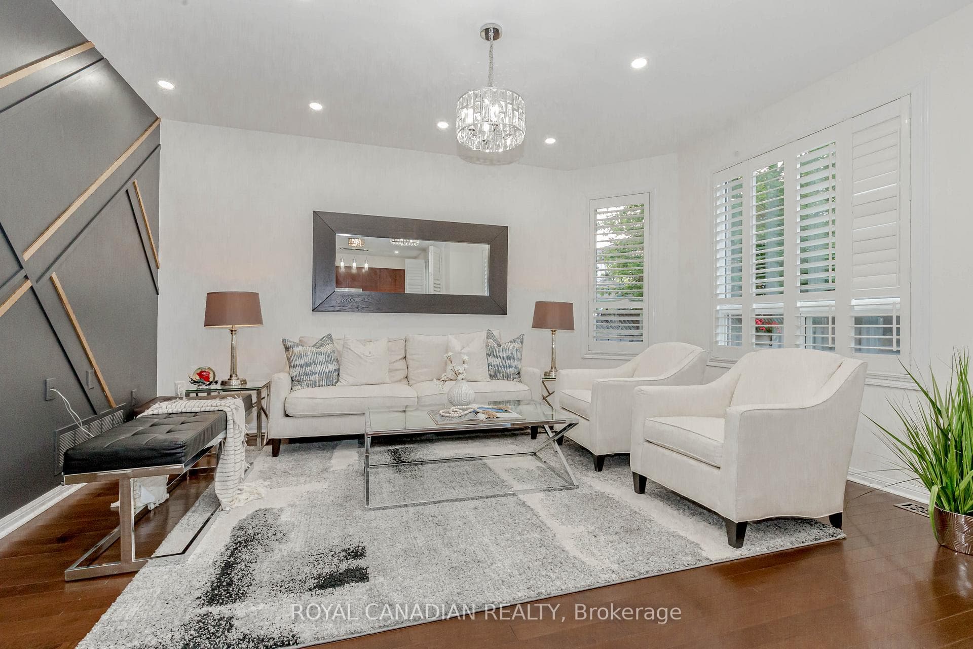 3161 Scotscraig Crescent photo 10