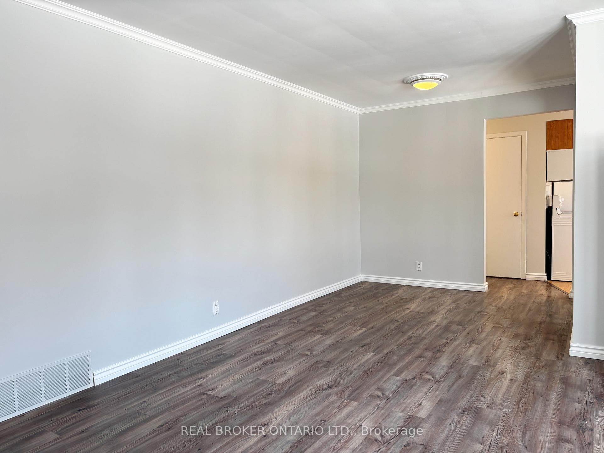 327 Dover Street Unit Main Fl photo 5
