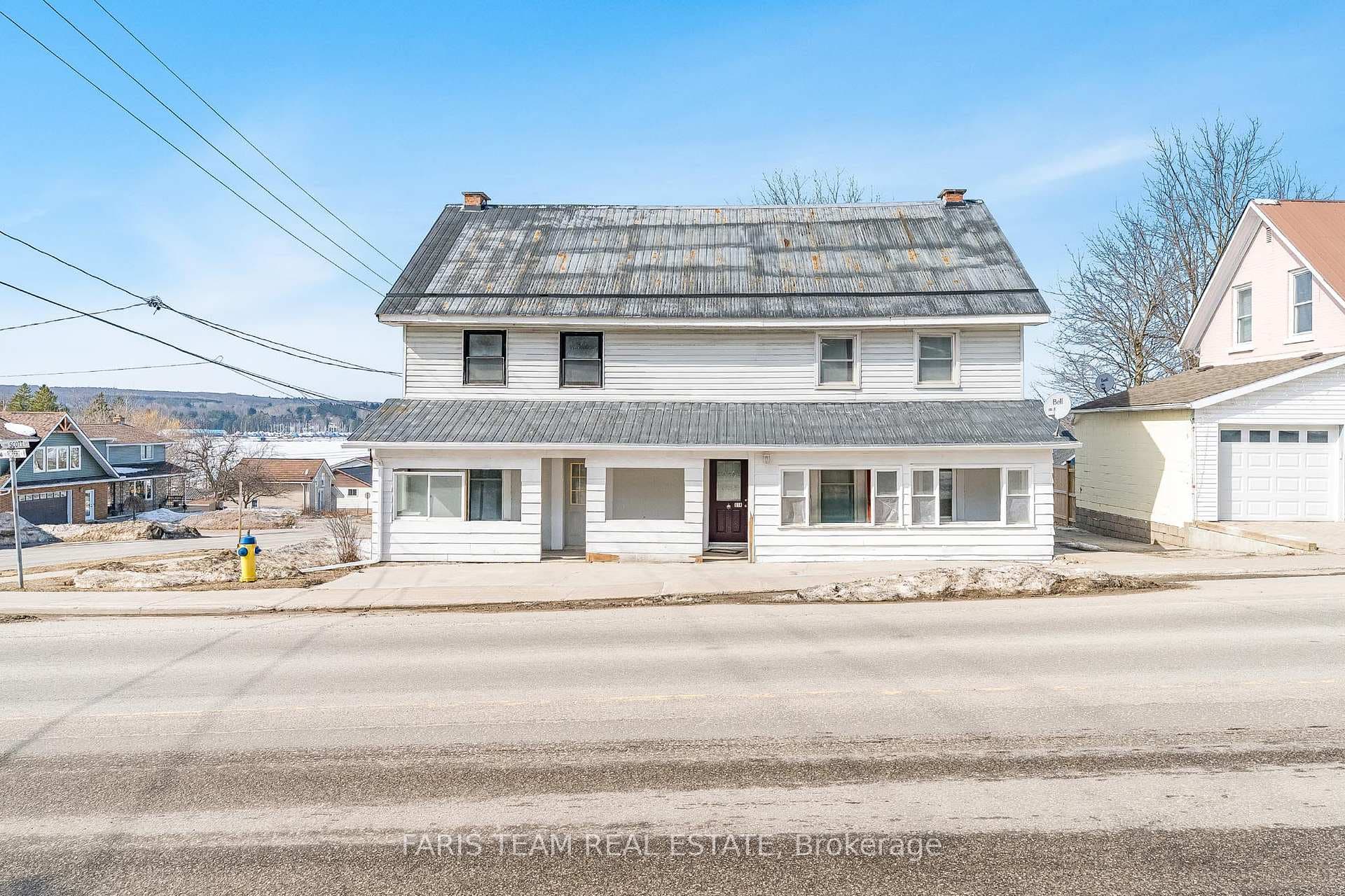 61 Robert Street photo 1