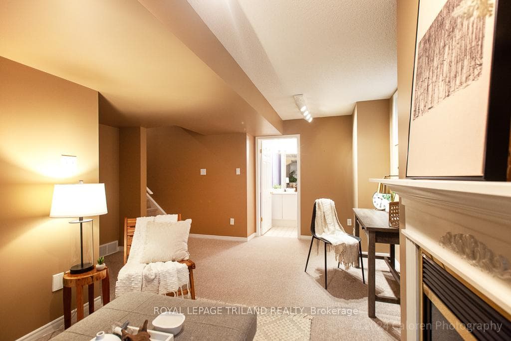 505 Proudfoot Lane Unit 6 photo 25