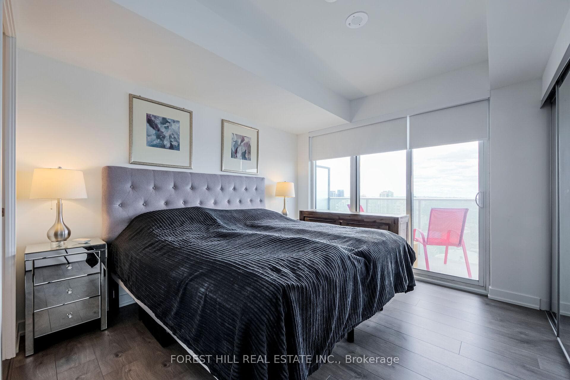 501 Yonge Street Unit 3809 photo 22