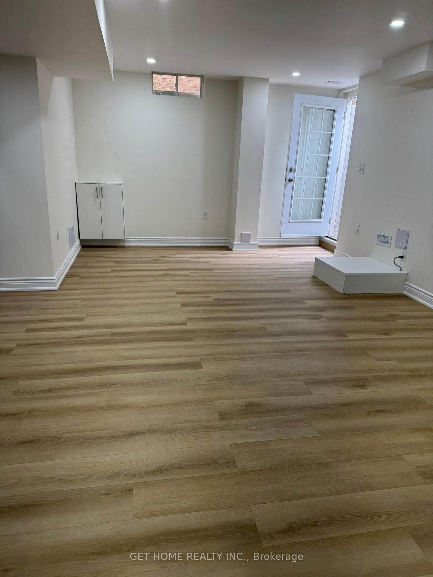 10 Galrino Road Unit #Bsmt photo 7