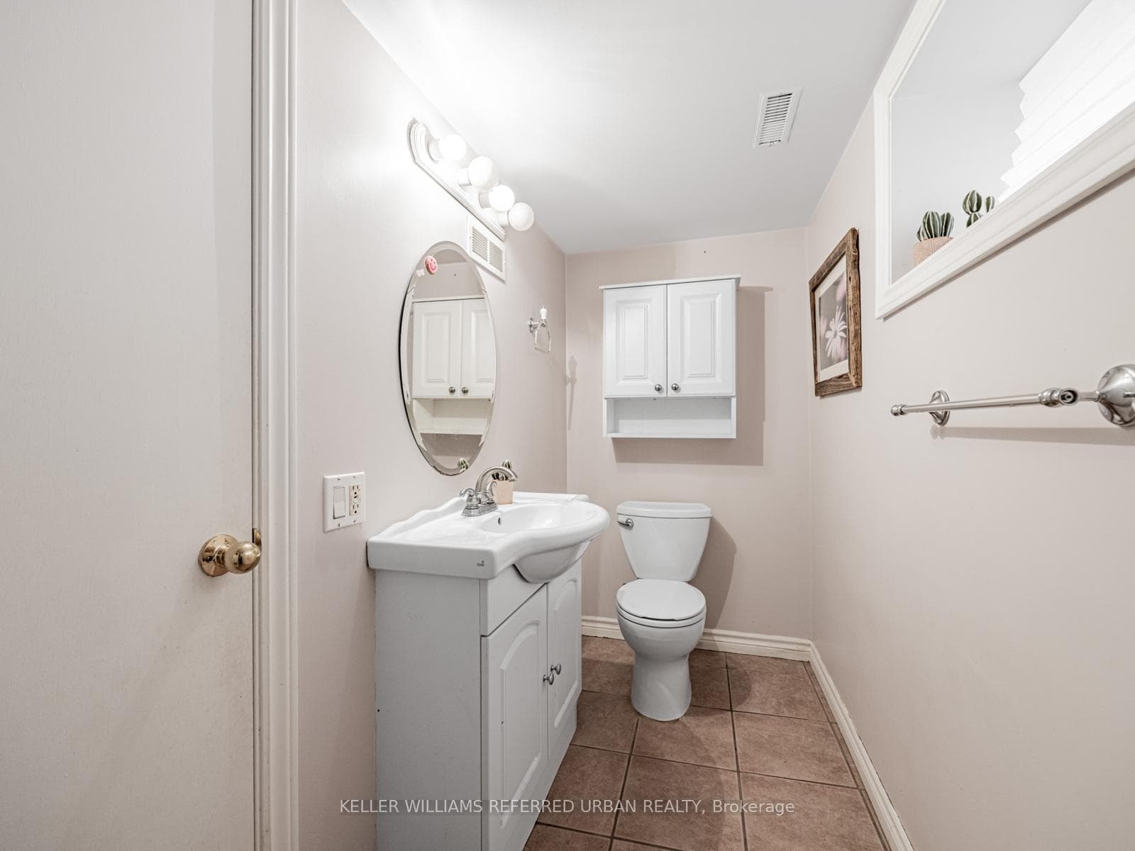 155 Pinewood Avenue photo 42