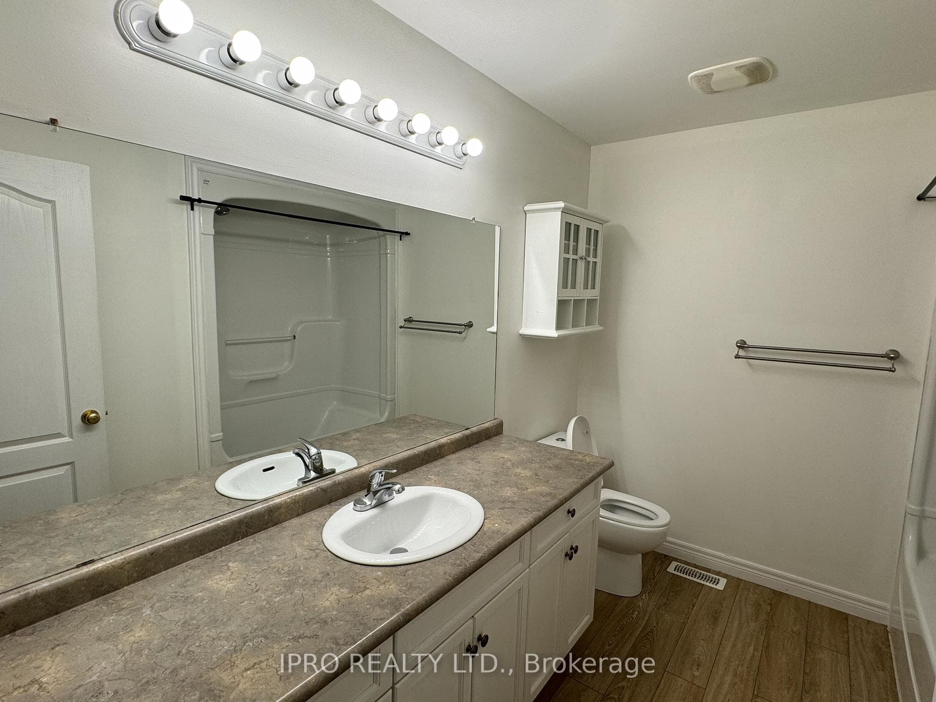 4422 Christopher Court photo 19