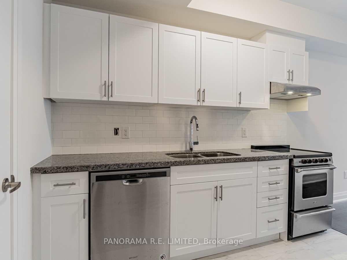63 Creekbank Road Unit 2 photo 7