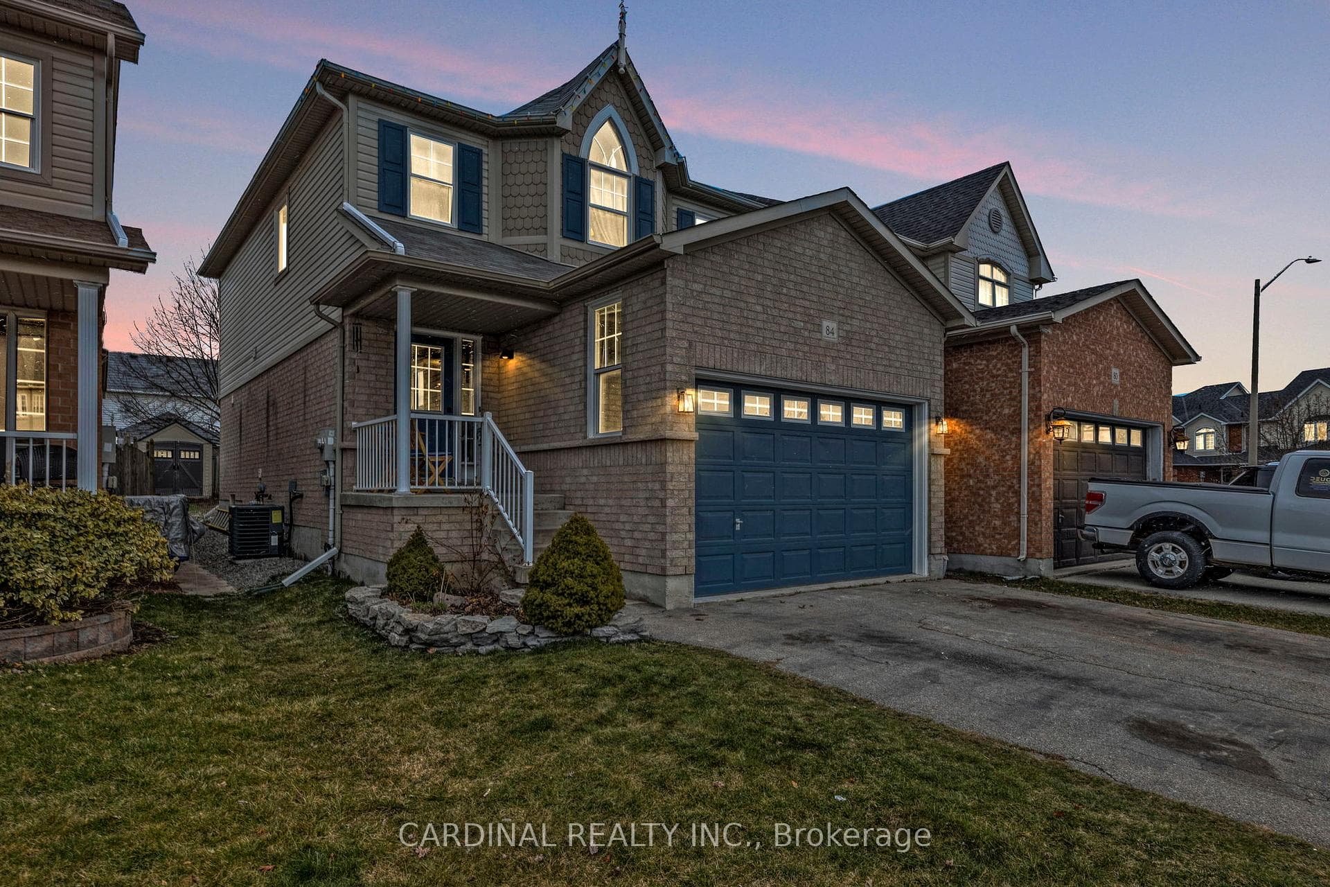 84 Cornish Drive photo 1