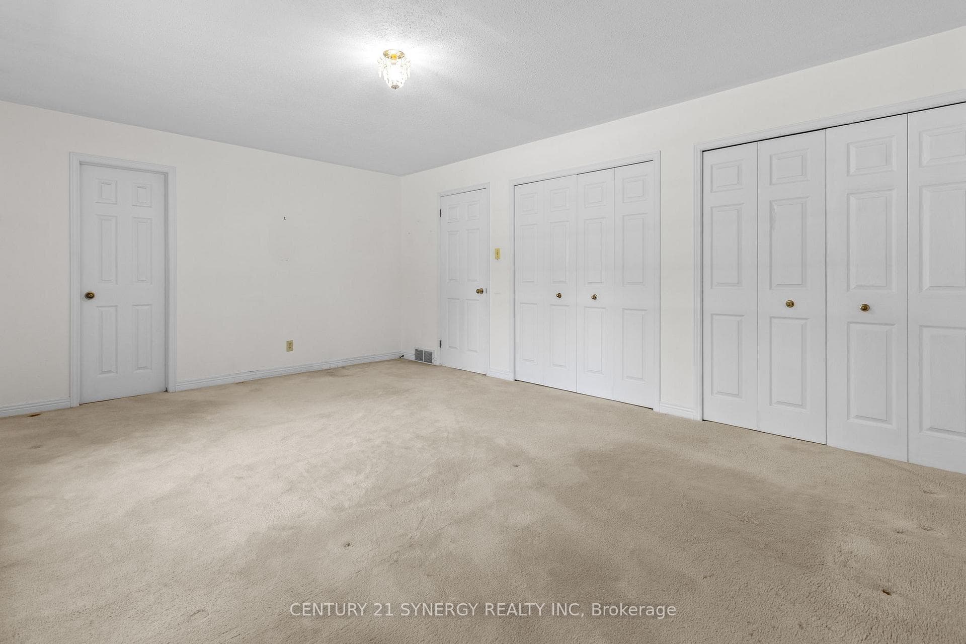 3 Carlisle Circle photo 29