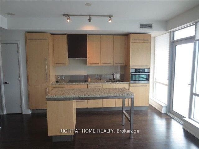 80 John Street Unit 1710 photo 2