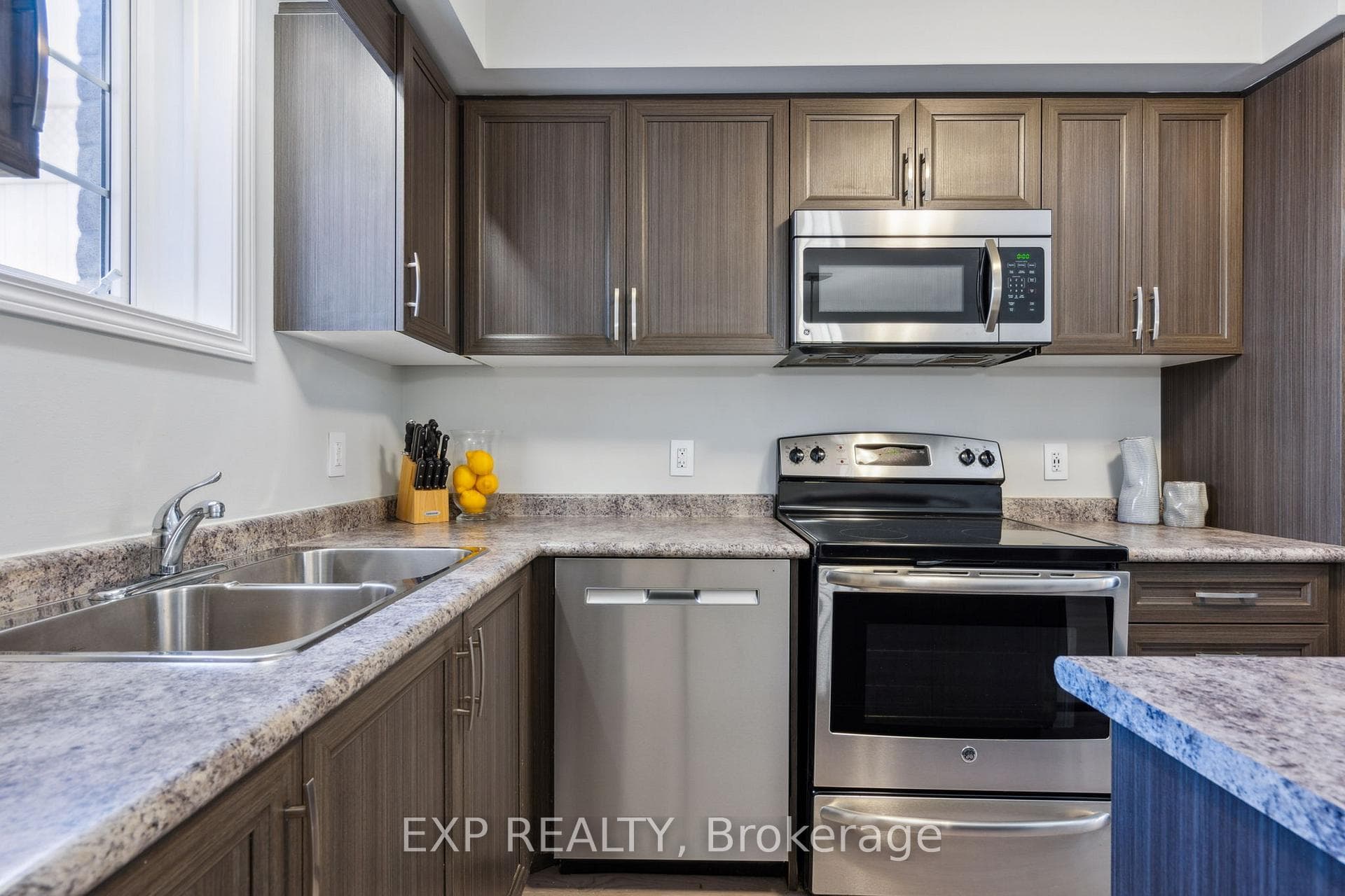 3200 Singleton Avenue Unit 50 photo 17