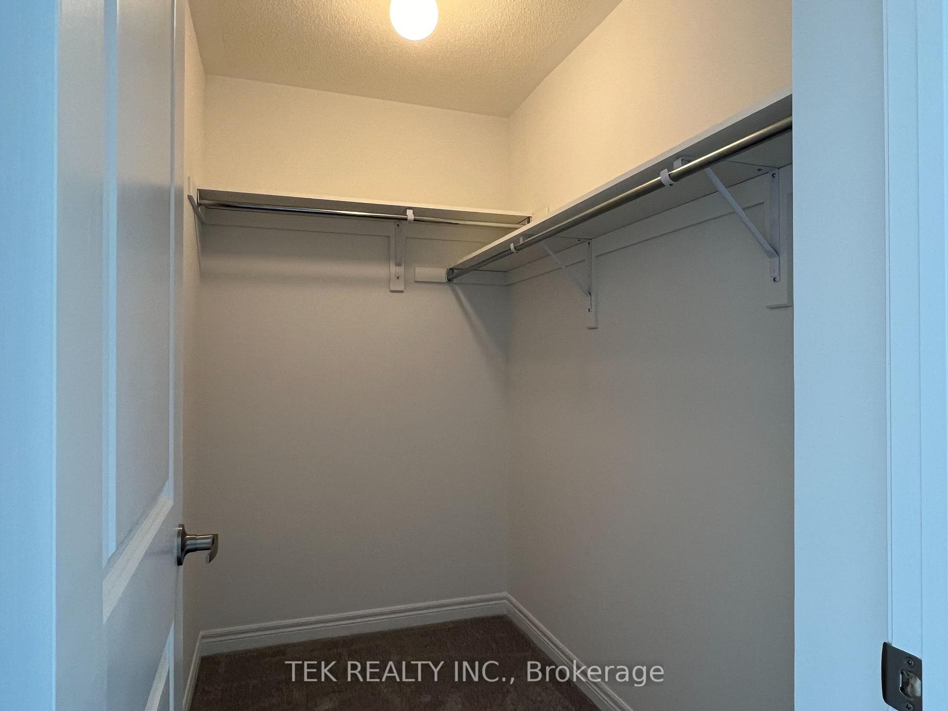 178 Lageer Drive photo 8