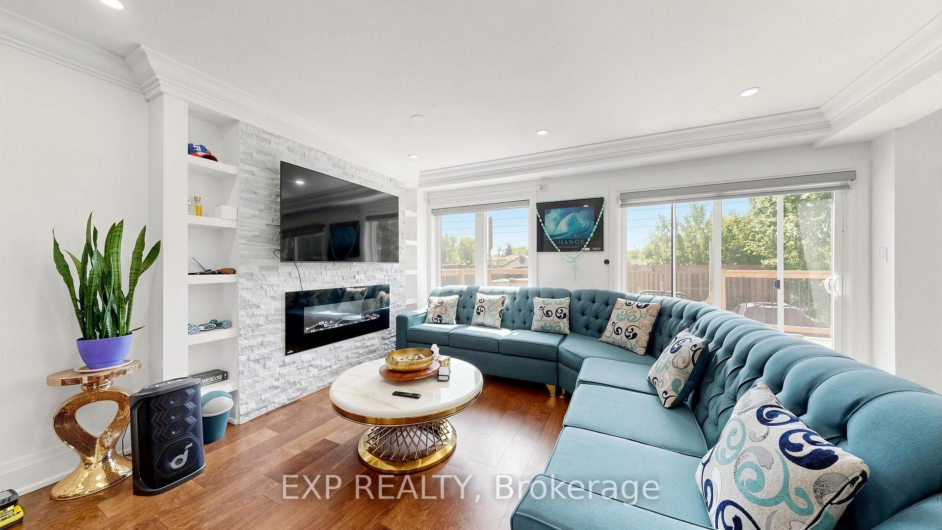 44 Tower Drive photo 5