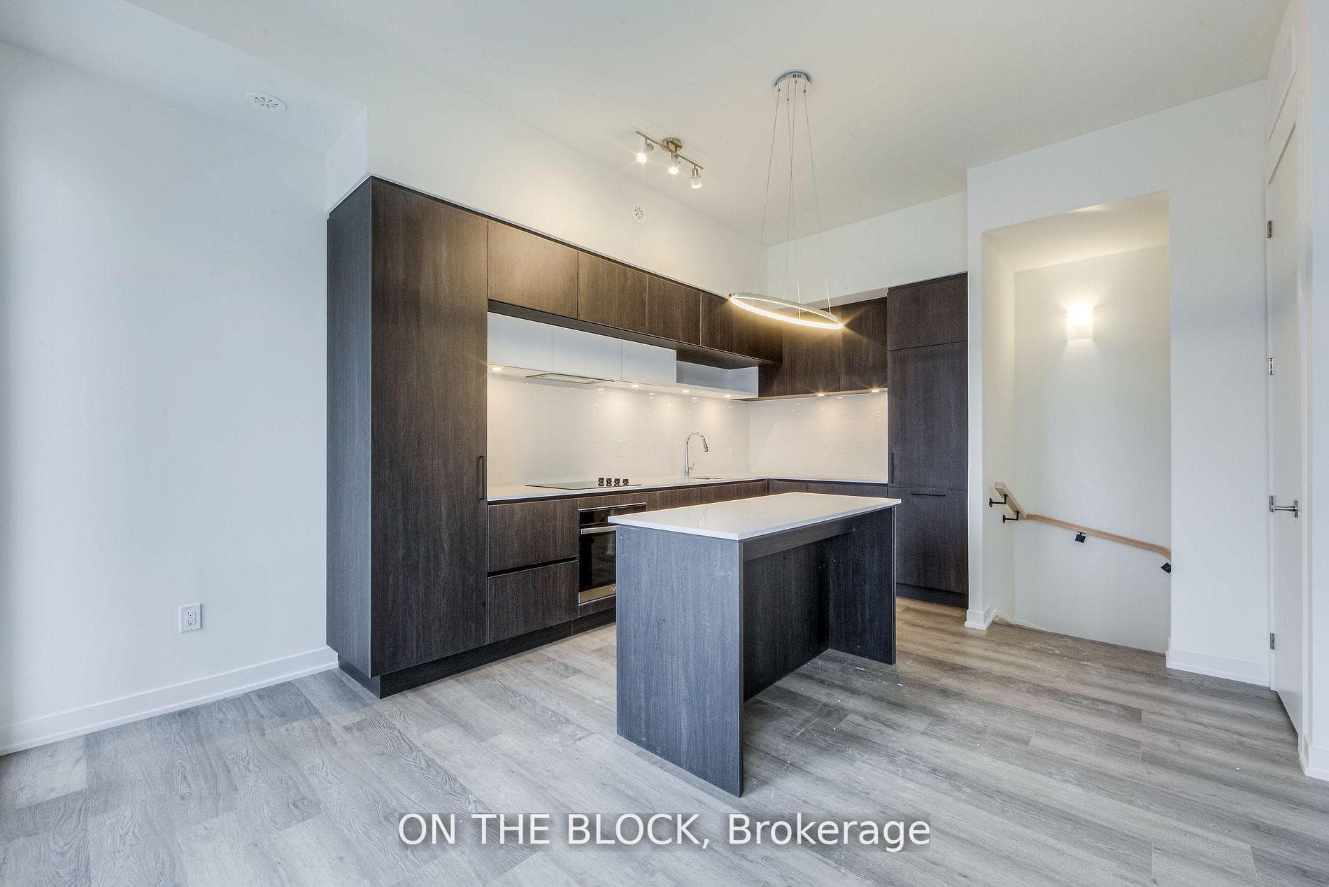 15 David Eyer Road Unit 1415 photo 5