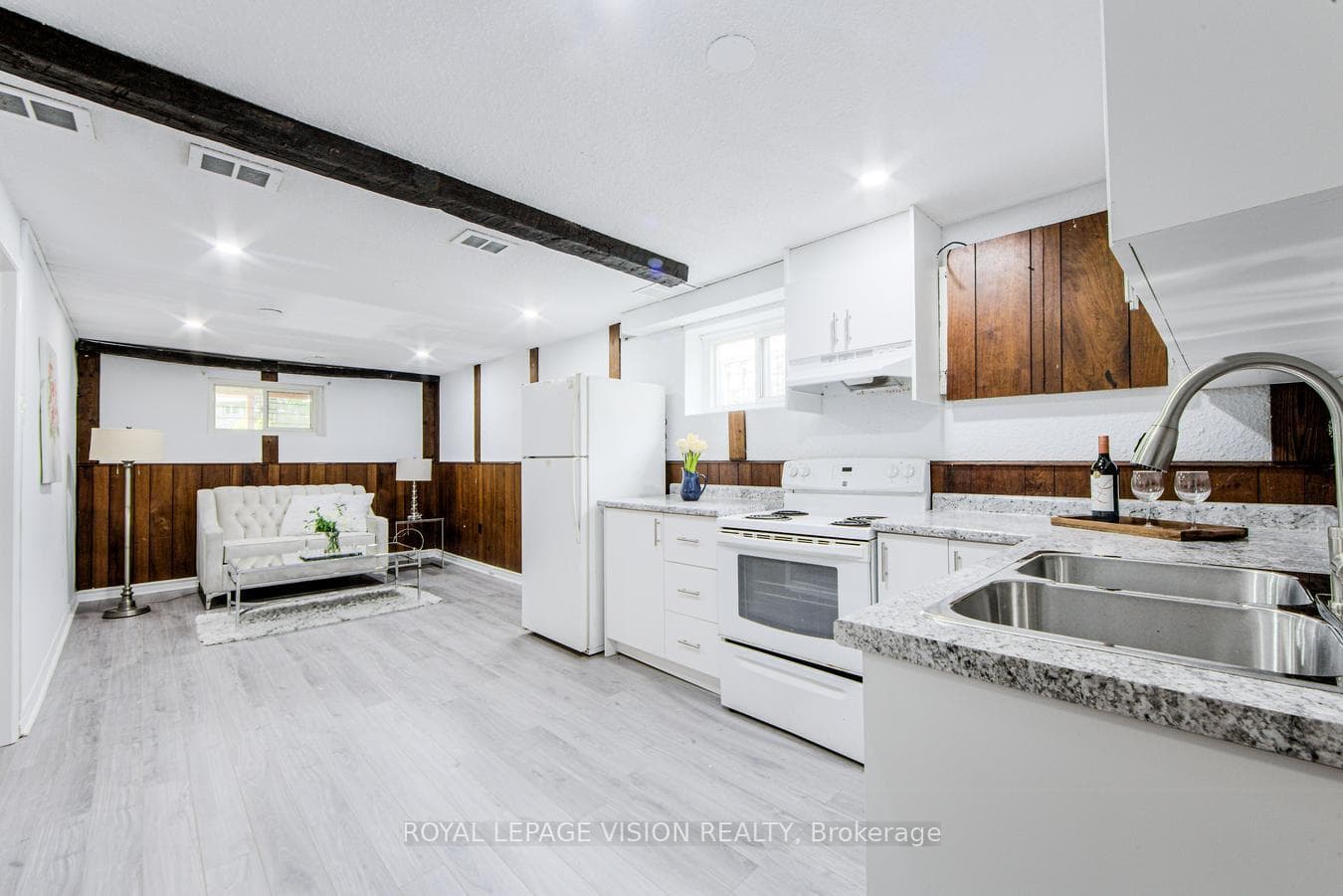 127 Freshmeadow Drive photo 30