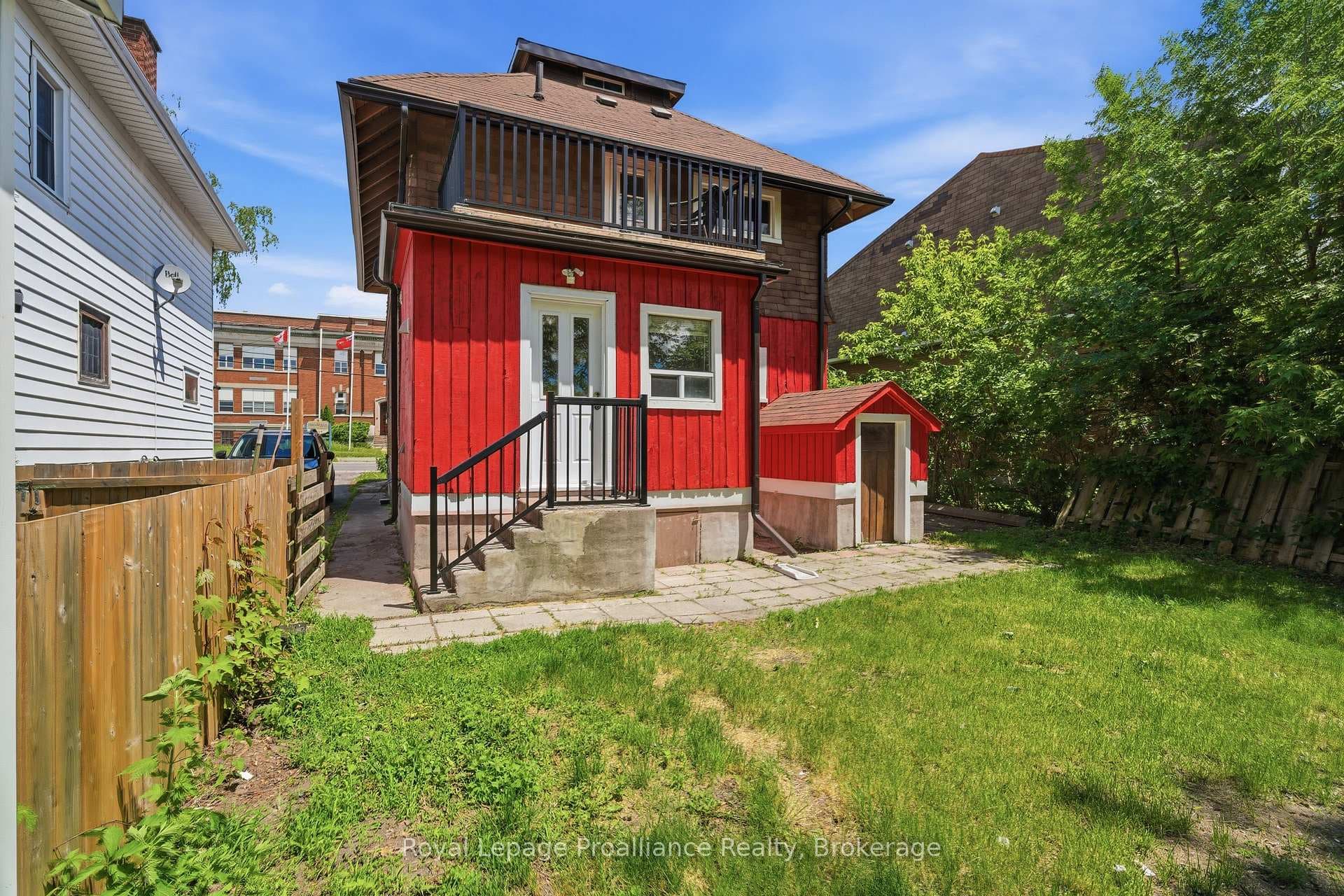 82 Marmora Street photo 44