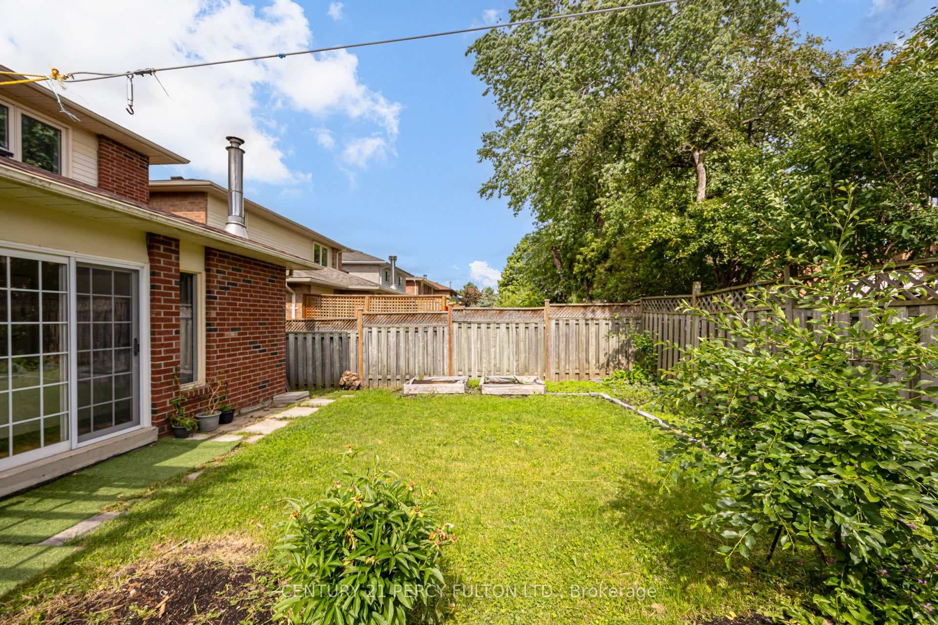 611 Chiron Crescent photo 48