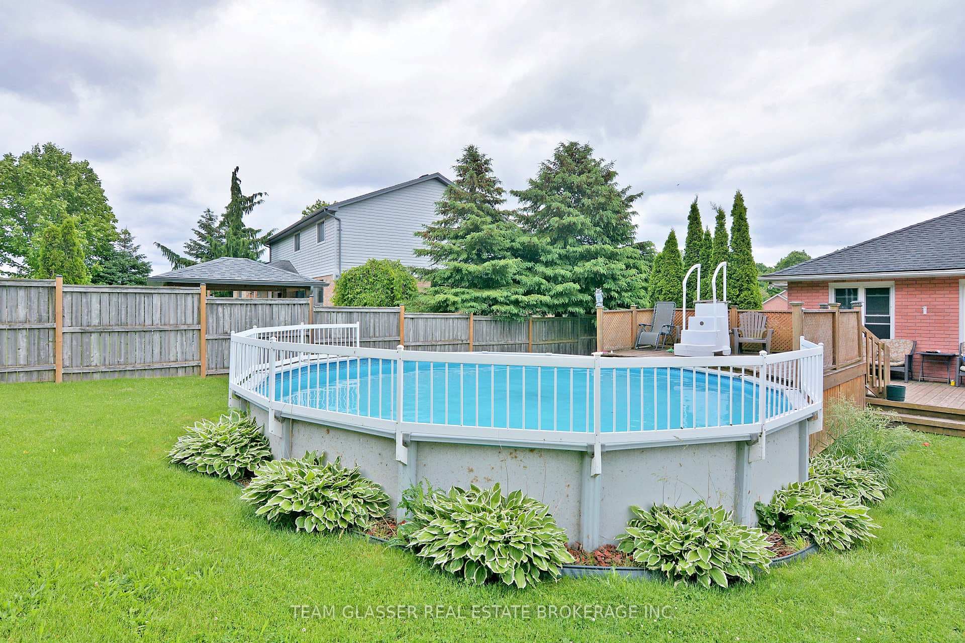 30 Meadowbrook Lane photo 37