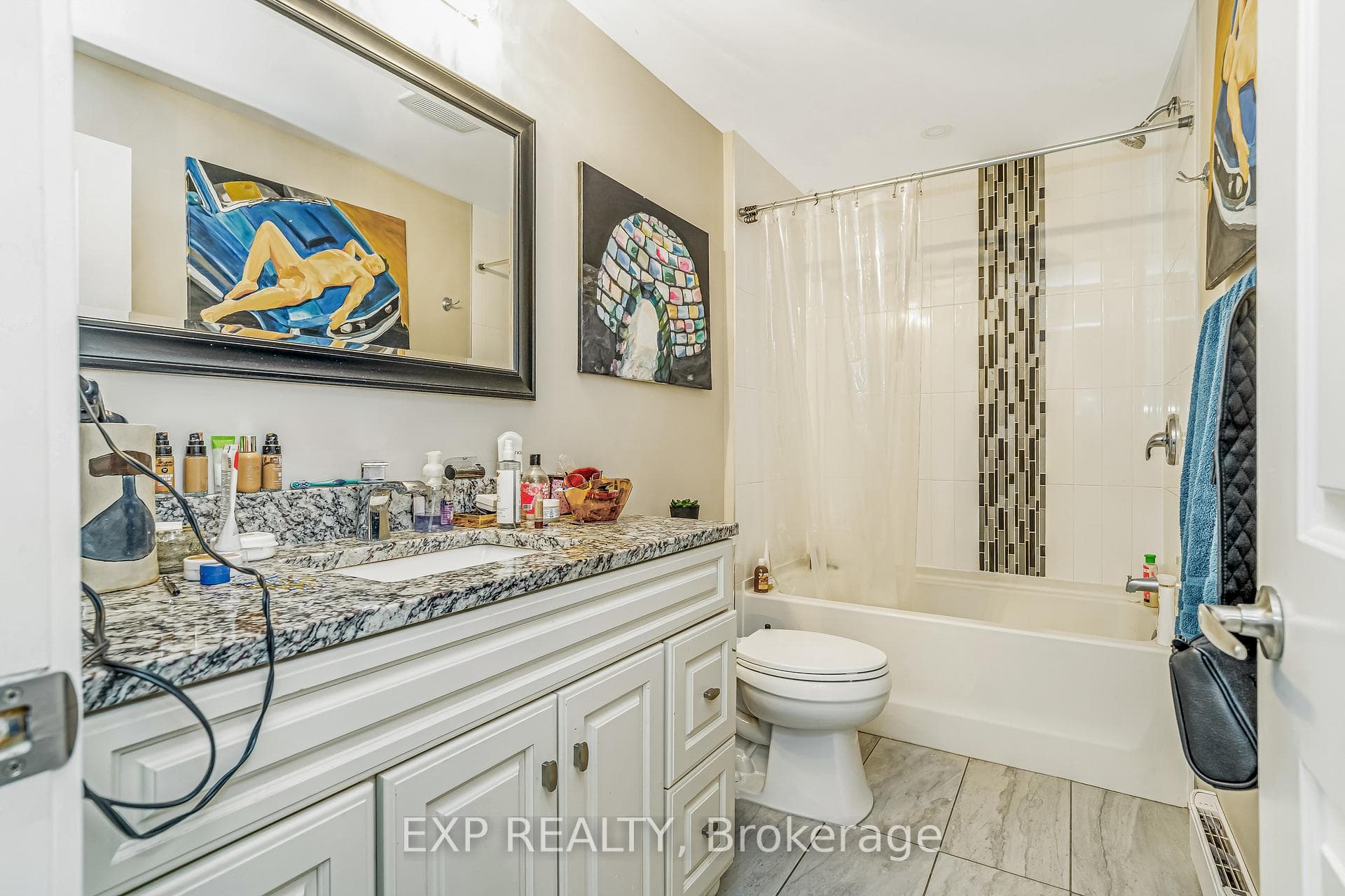 503 Cote Street photo 31
