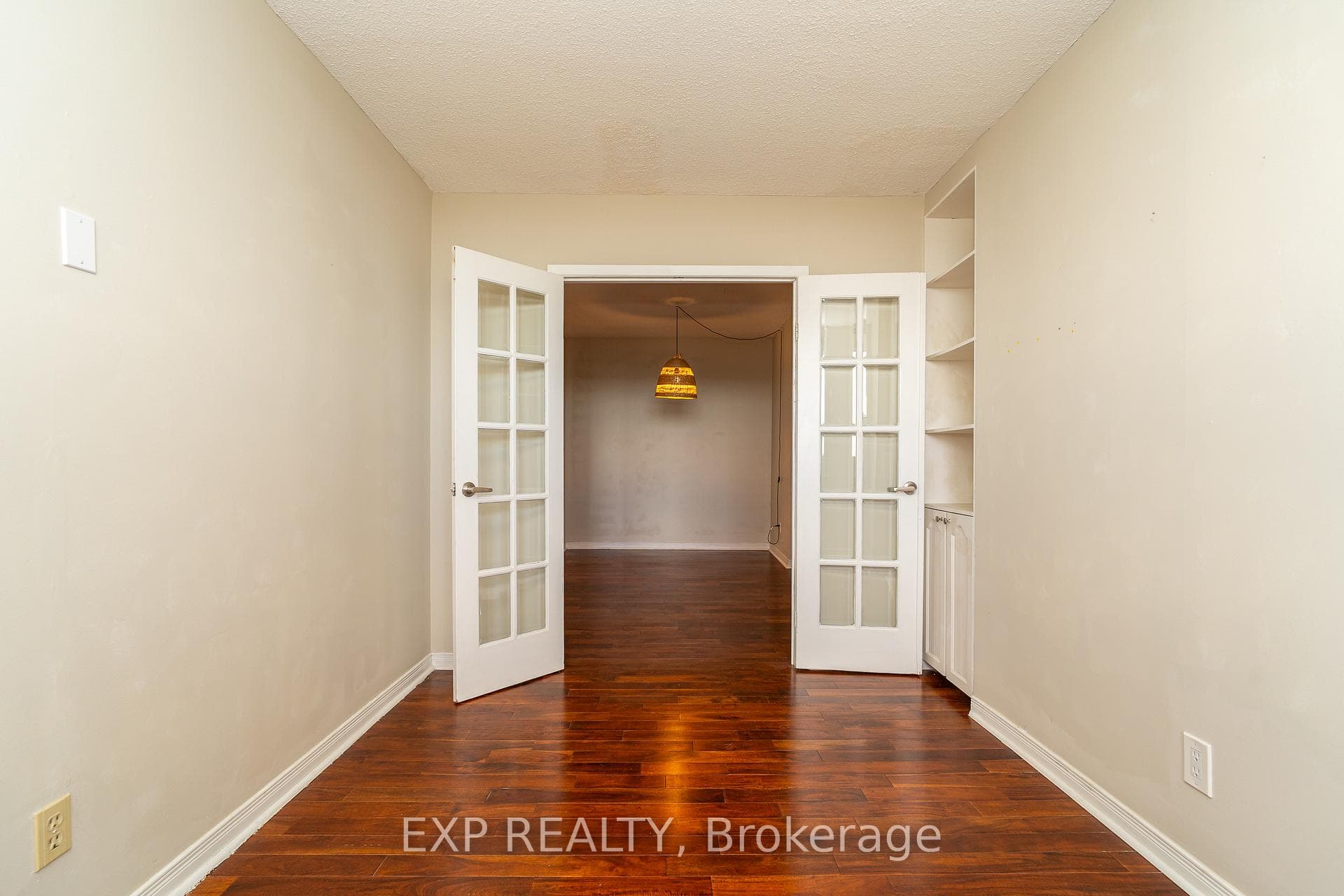 900 DYNES Road Unit 2107 photo 7