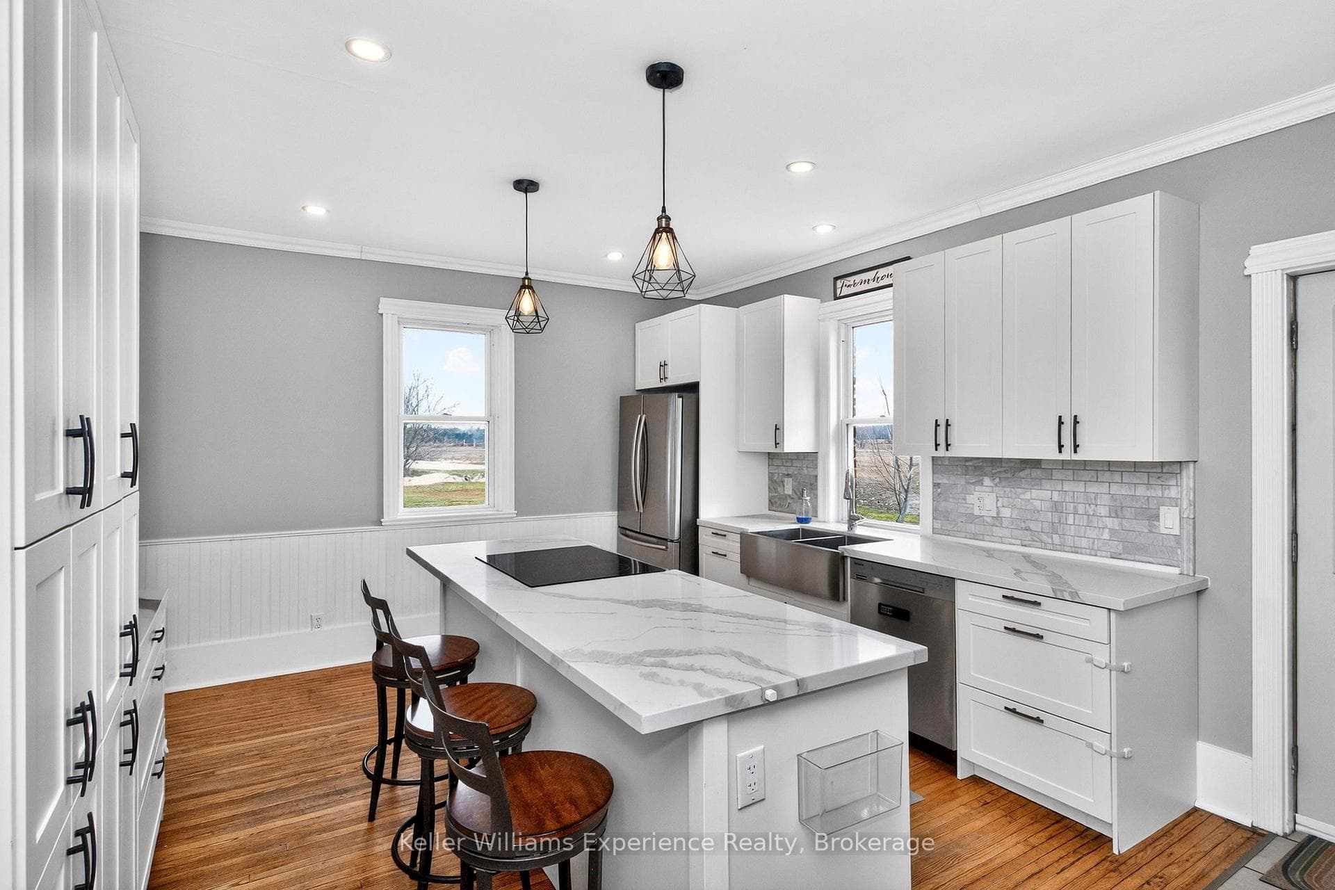 2936 Flos 6 Road photo 5