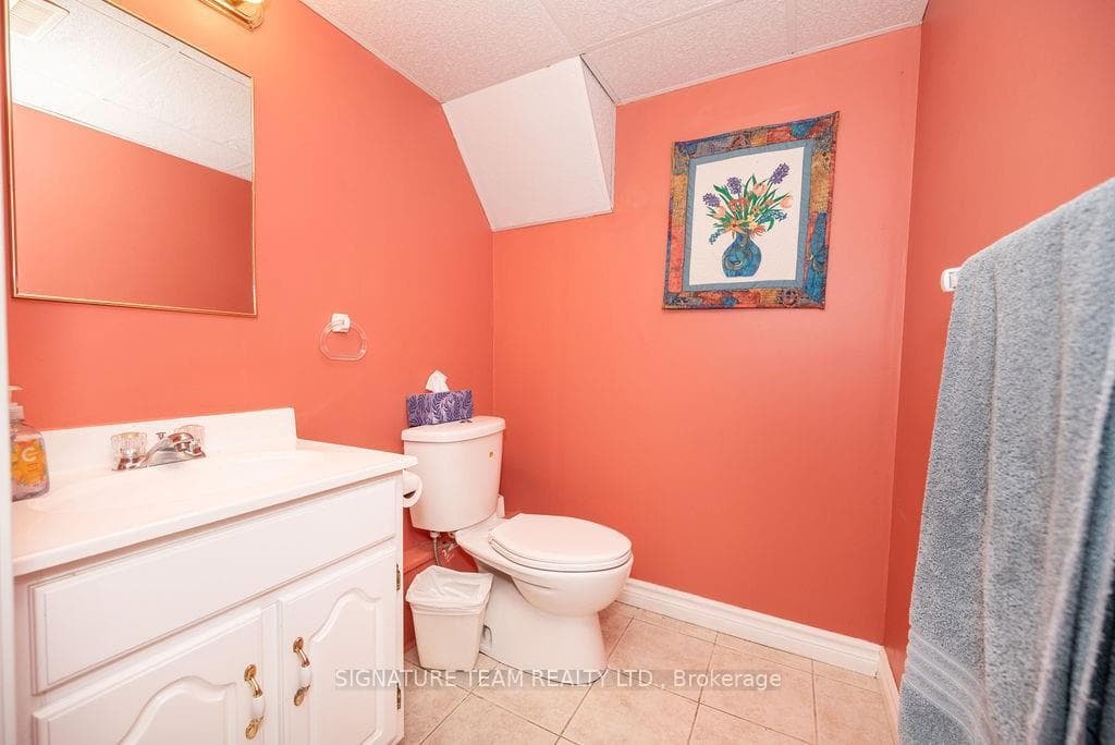 130 HARTWIG Street photo 26