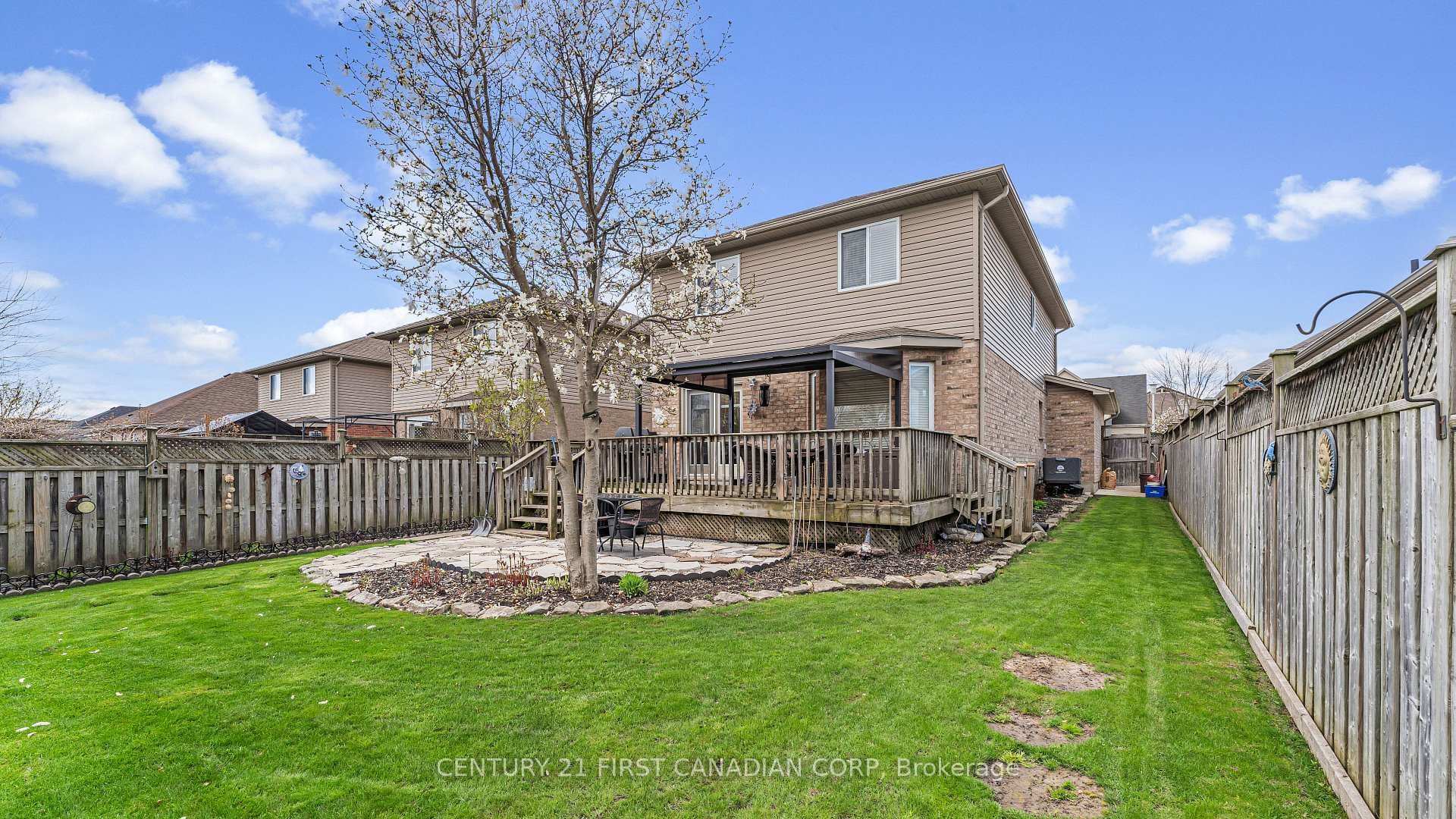 917 Garibaldi Avenue photo 34